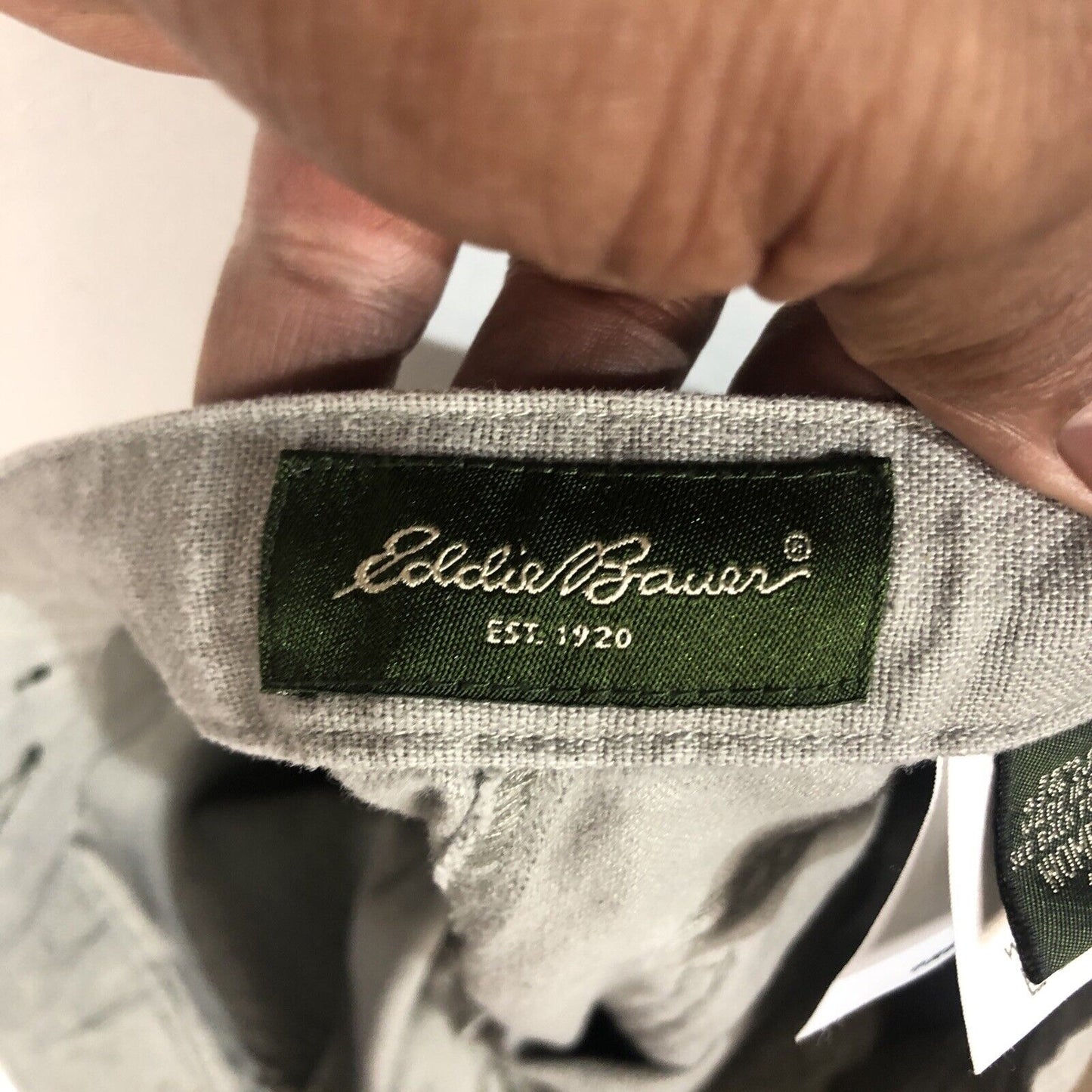 Eddie Bauer Linen Capri Pants Women’s Size 10 Color Beige