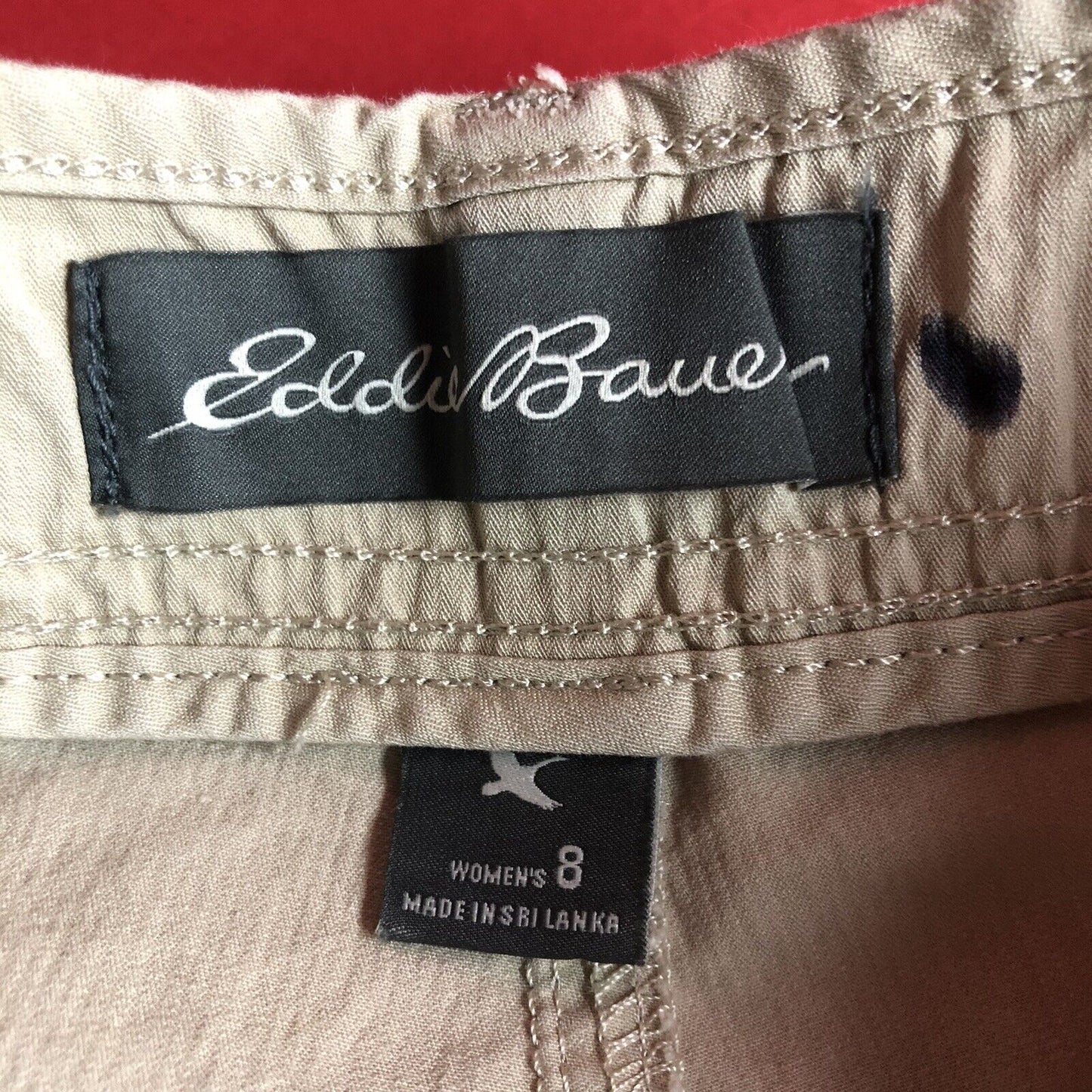 Eddie Bauer Short Womens Size 8 Color Khaki. 0431