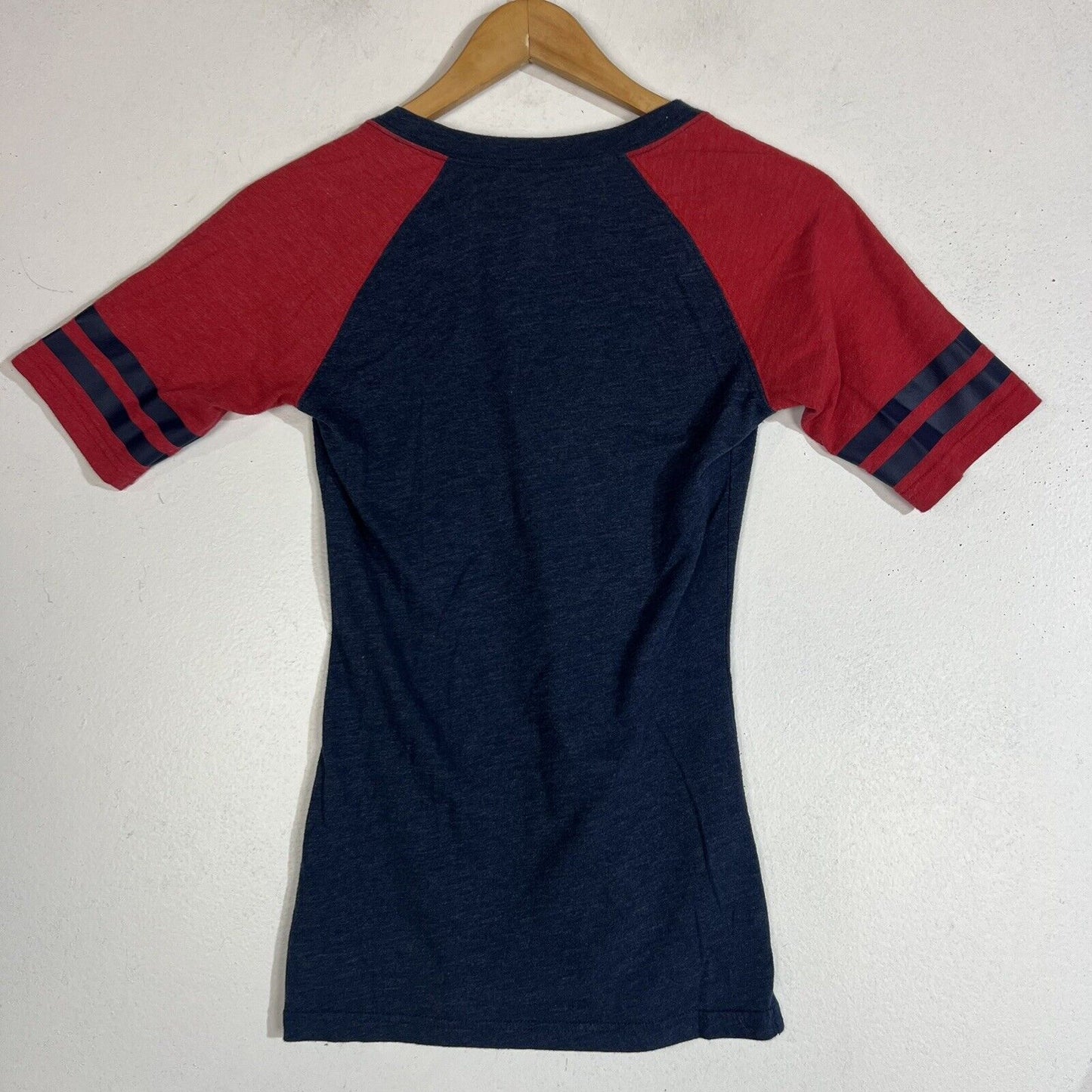 Nike St Louis Cardinals Shirt Women’s Size XS Multicolor Short Sleeve V Neck