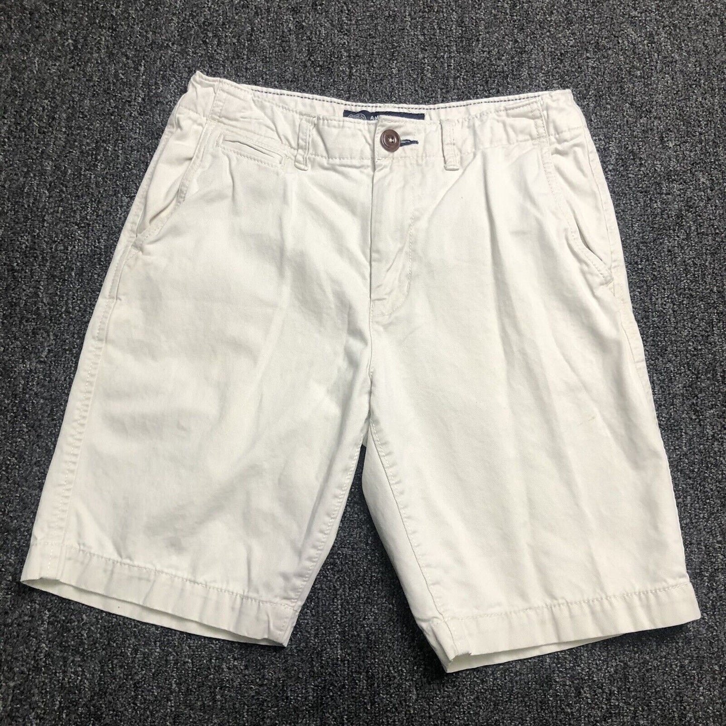 American Eagle Classic Shorts Mens Size 28 Color Khaki. 1302300