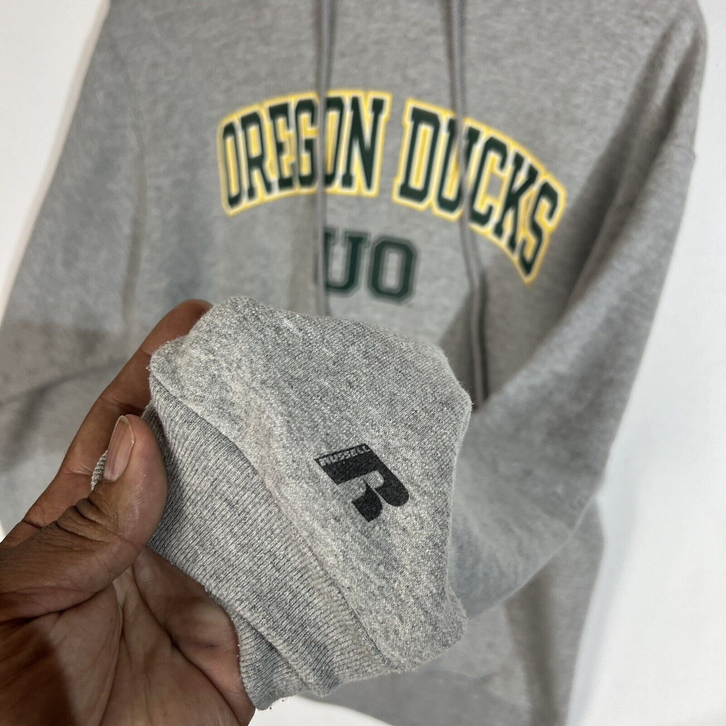 Russell Oregon Ducks Men’s Hoodie Size Medium Long Sleeve