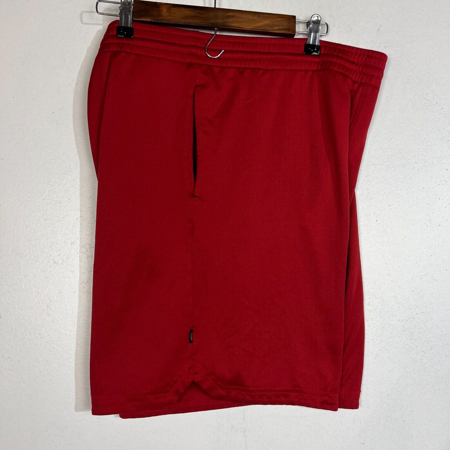 Nike Basketball Shorts Men's Size XL Color Red Drawstring