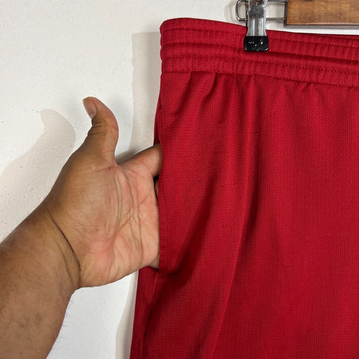 Nike Basketball Shorts Men's Size XL Color Red Drawstring