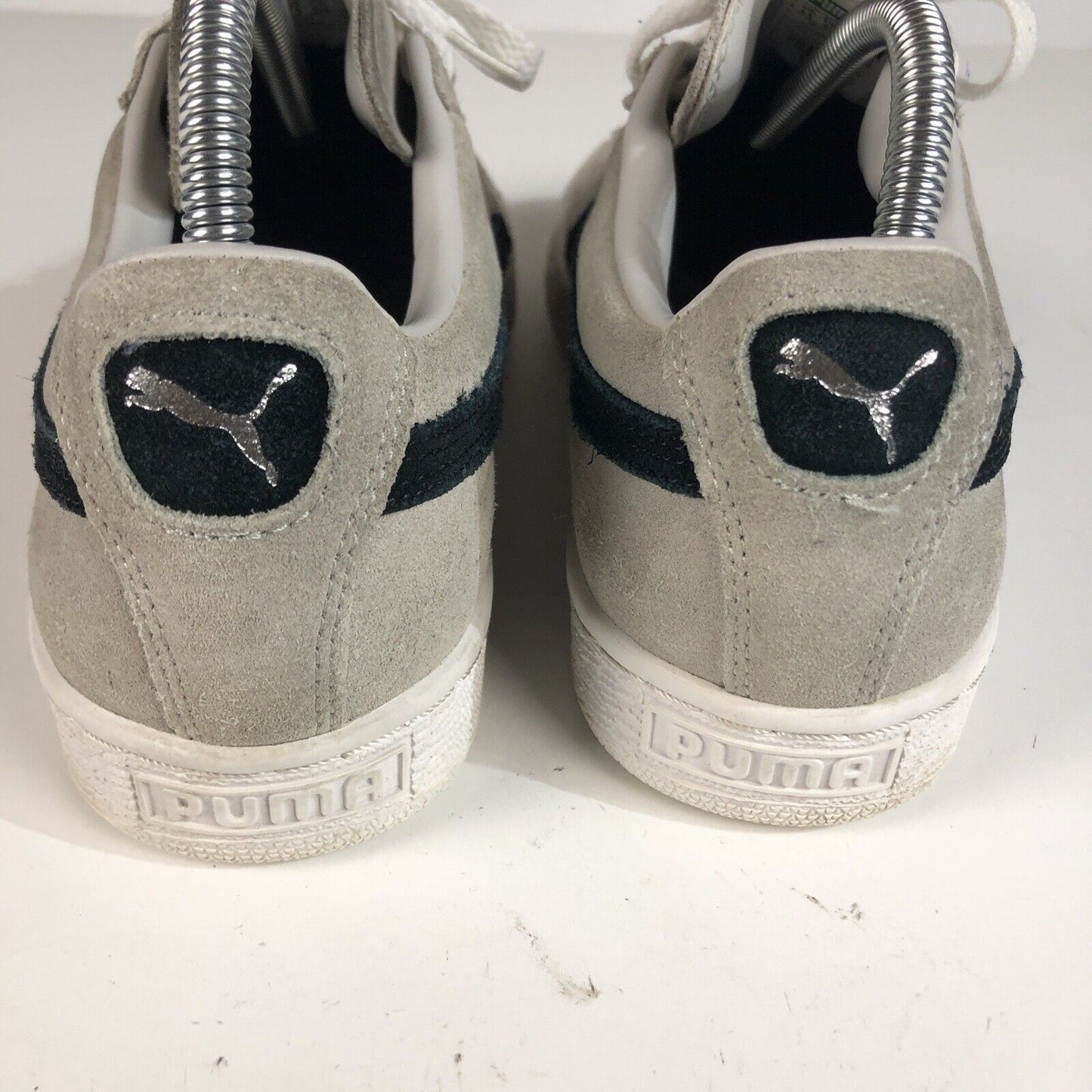 Mens Suede Puma Shoes men’s Size 7.5 Color Gray
