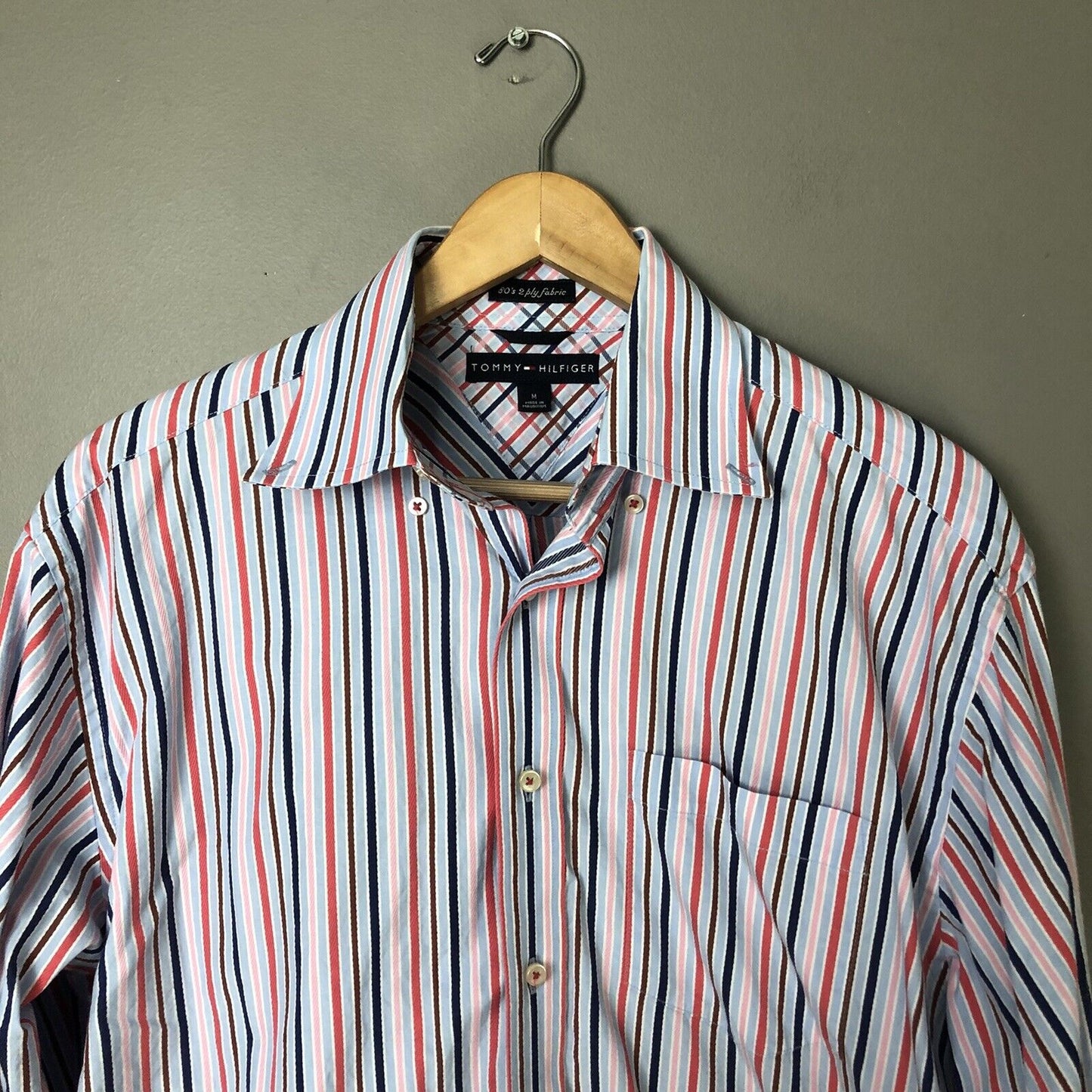 Tommy Hilfiger Men’s Button Up Shirt Size Medium Multicolor Long Sleeve Casual