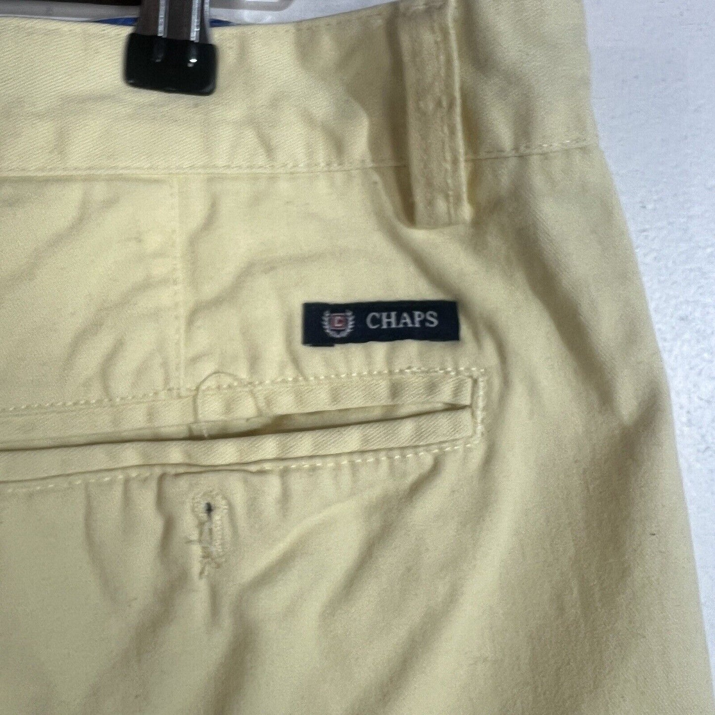 Chaps Chino Shorts Men’s Size 38 Color Yellow Casual