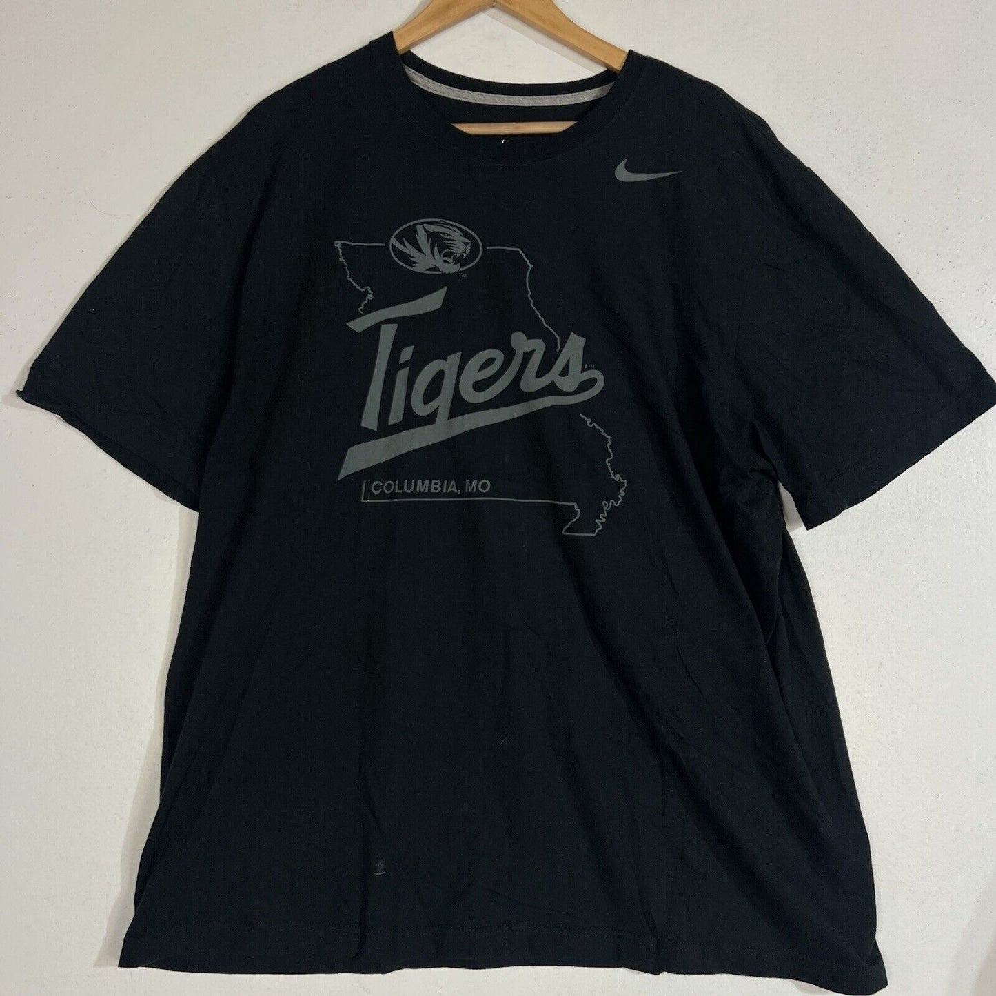 Nike Mizzou T-shirt Men’s 2XL Multicolor Short Sleeve Tee