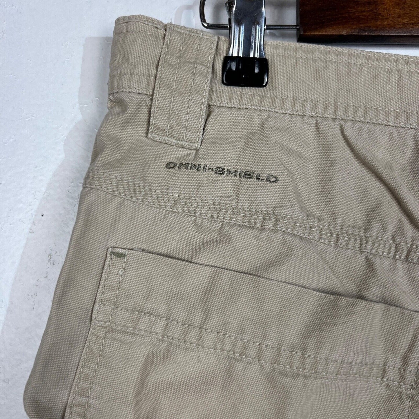 Columbia Chino Shorts Men's Size 32 Color Beige Casual
