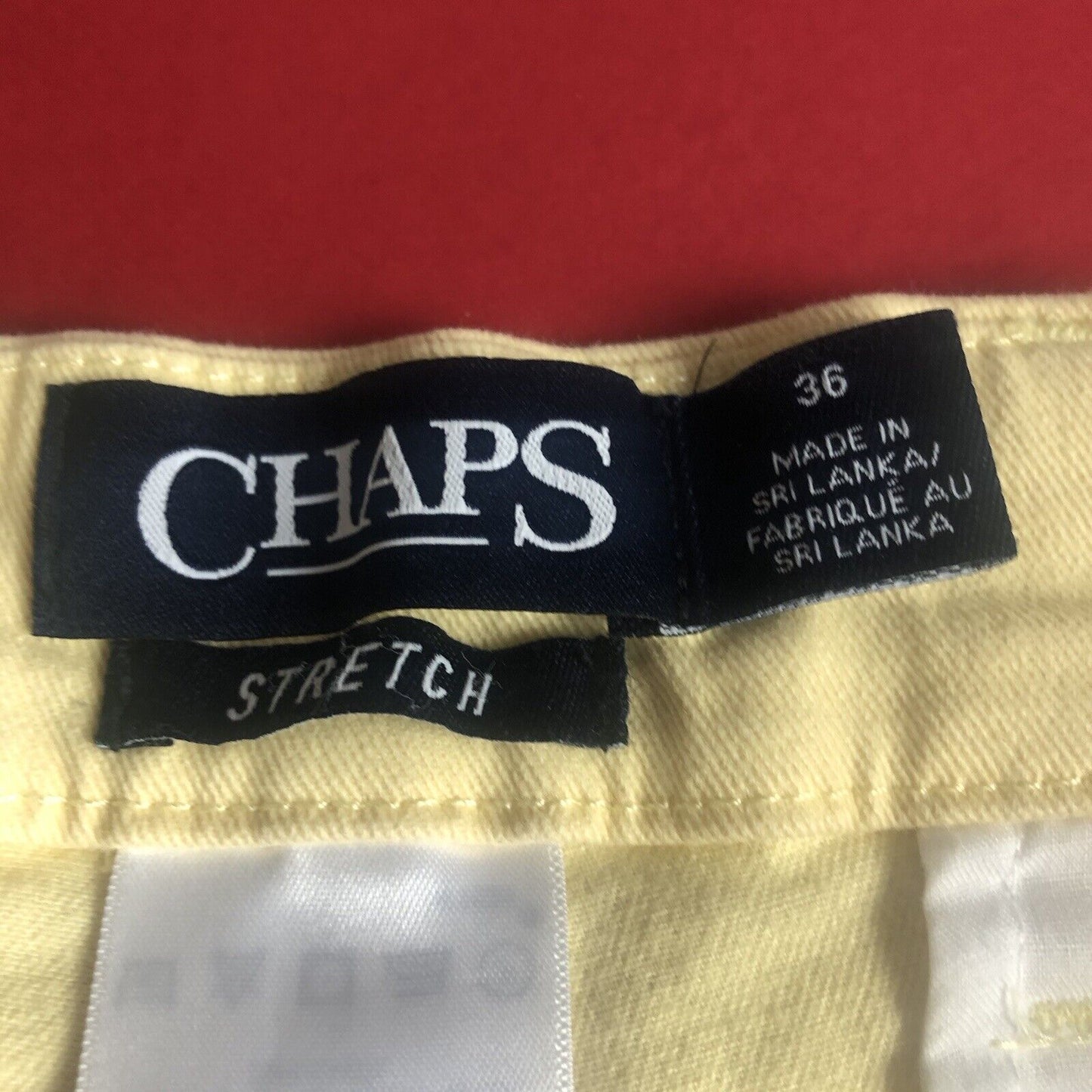 Chaps Shorts Stretch Mens Size 36 Color Yellow. 0024