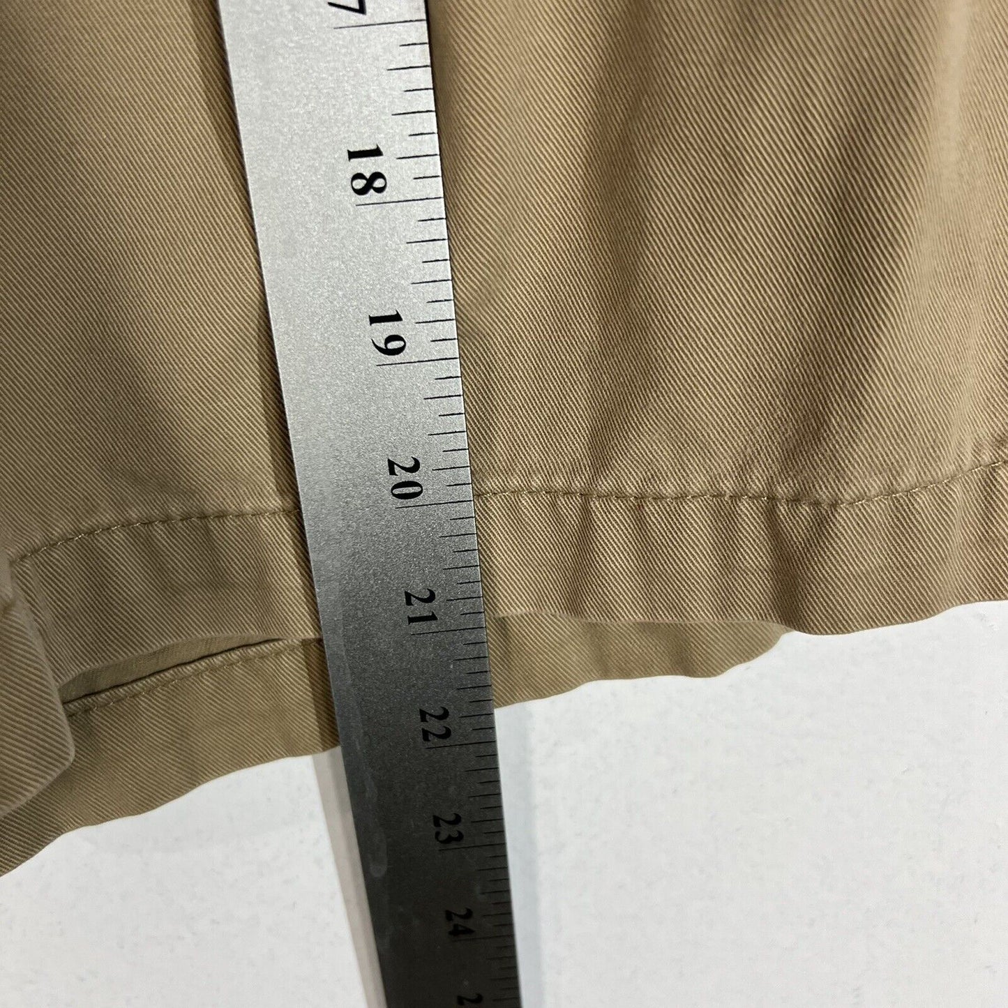 Eddie Bauer Men’s Chino Shorts Size 34 Tall Beige (Pre Owned)
