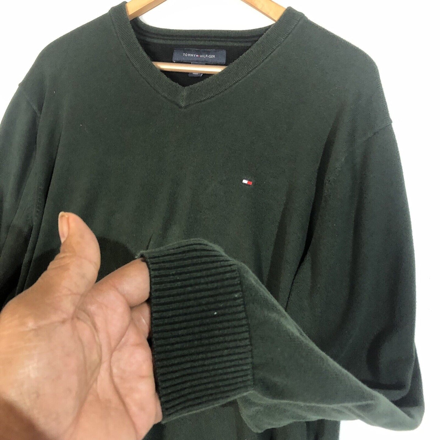 Tommy Hilfiger Sweater Men’s Large Color Green Long Sleeve
