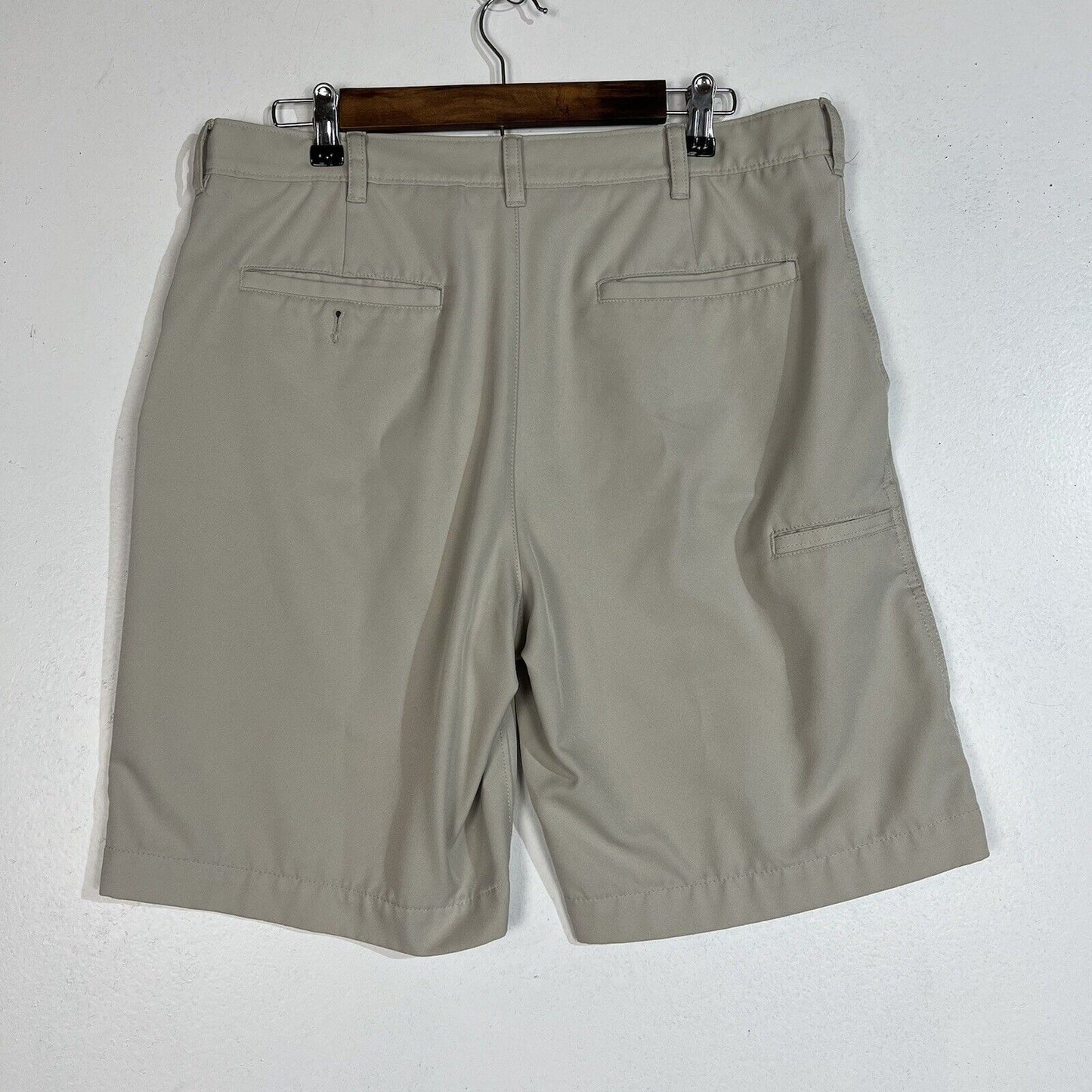 PGA Tour Mens Khaki Golf Shorts Size 34 PreOwned