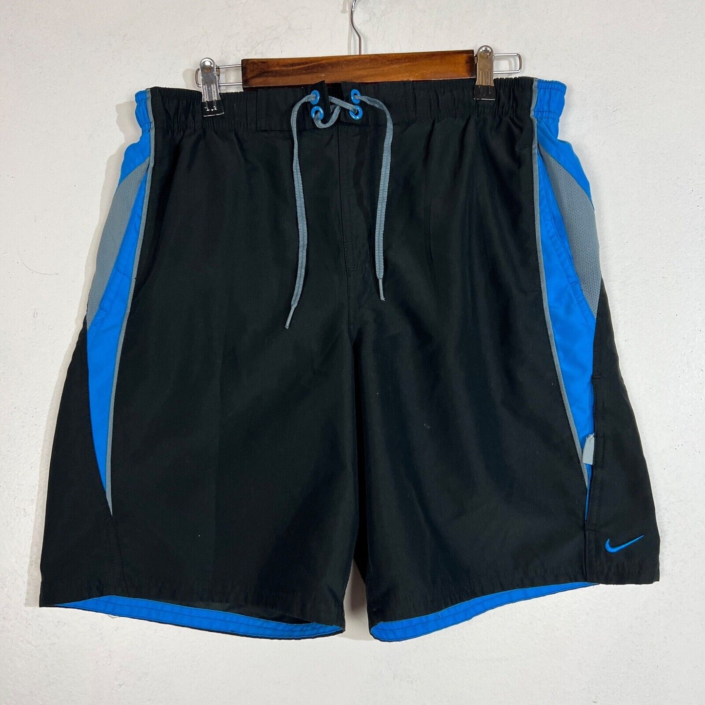 Nike Swim Trunks Men’s Size M Multicolor Lined