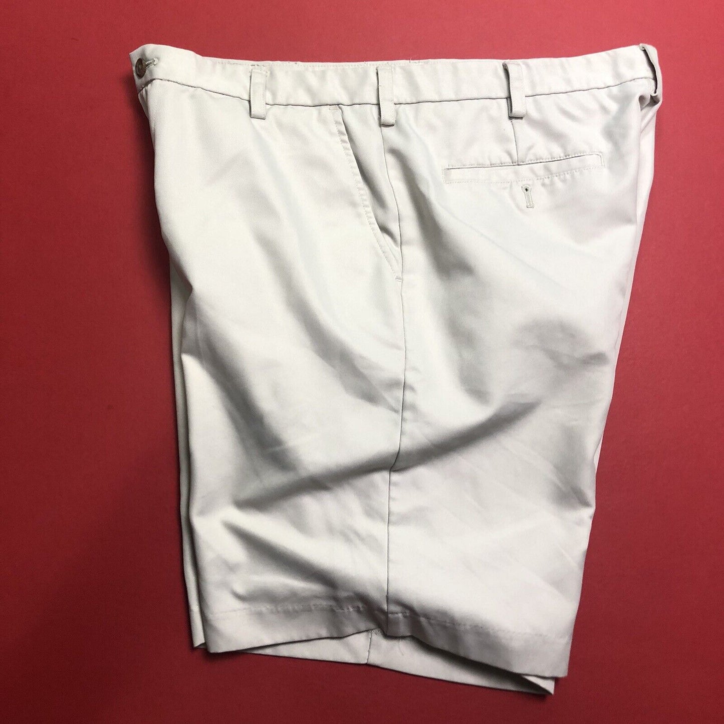 Izod Golf Shorts Men’s Size 36 Khaki (1209300)