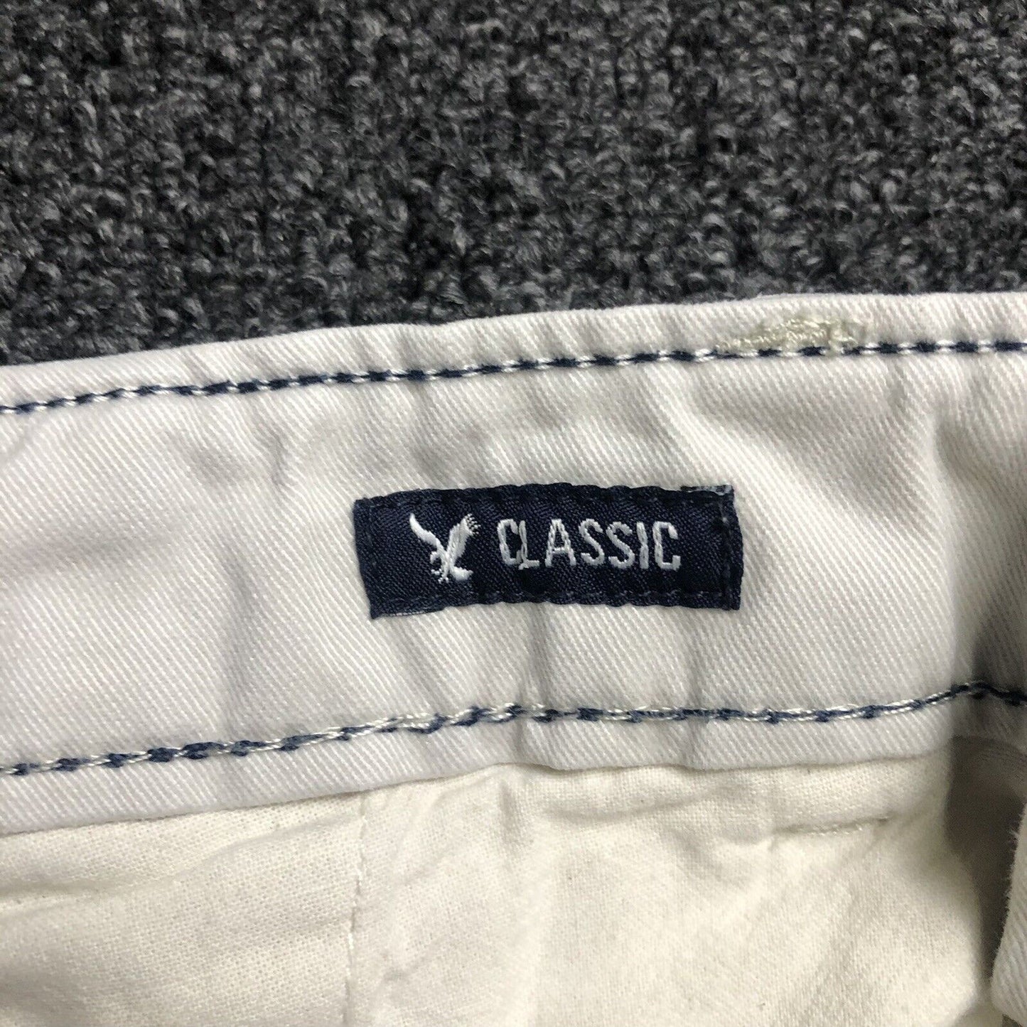 American Eagle Classic Shorts Mens Size 28 Color Khaki. 1302300