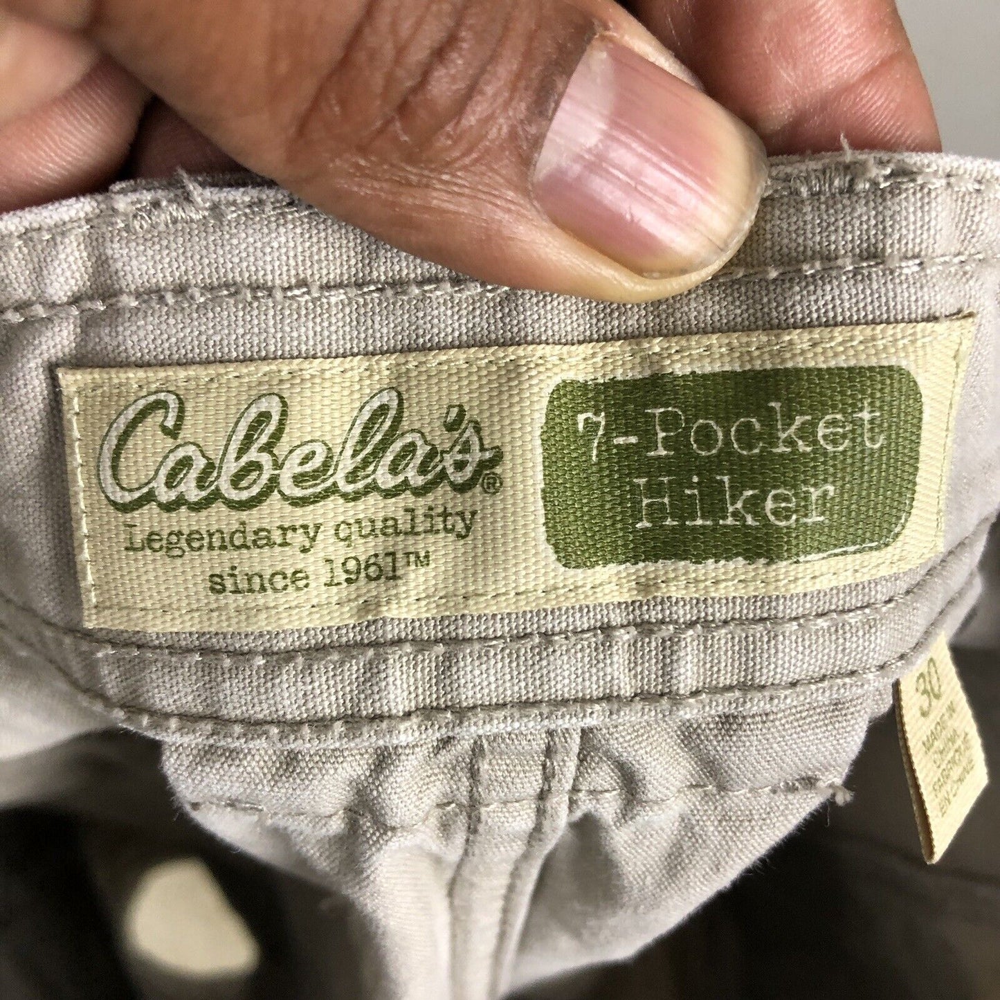 Cabelas Men’s Cargo Shorts Size 38W Color Beige Heavyweight