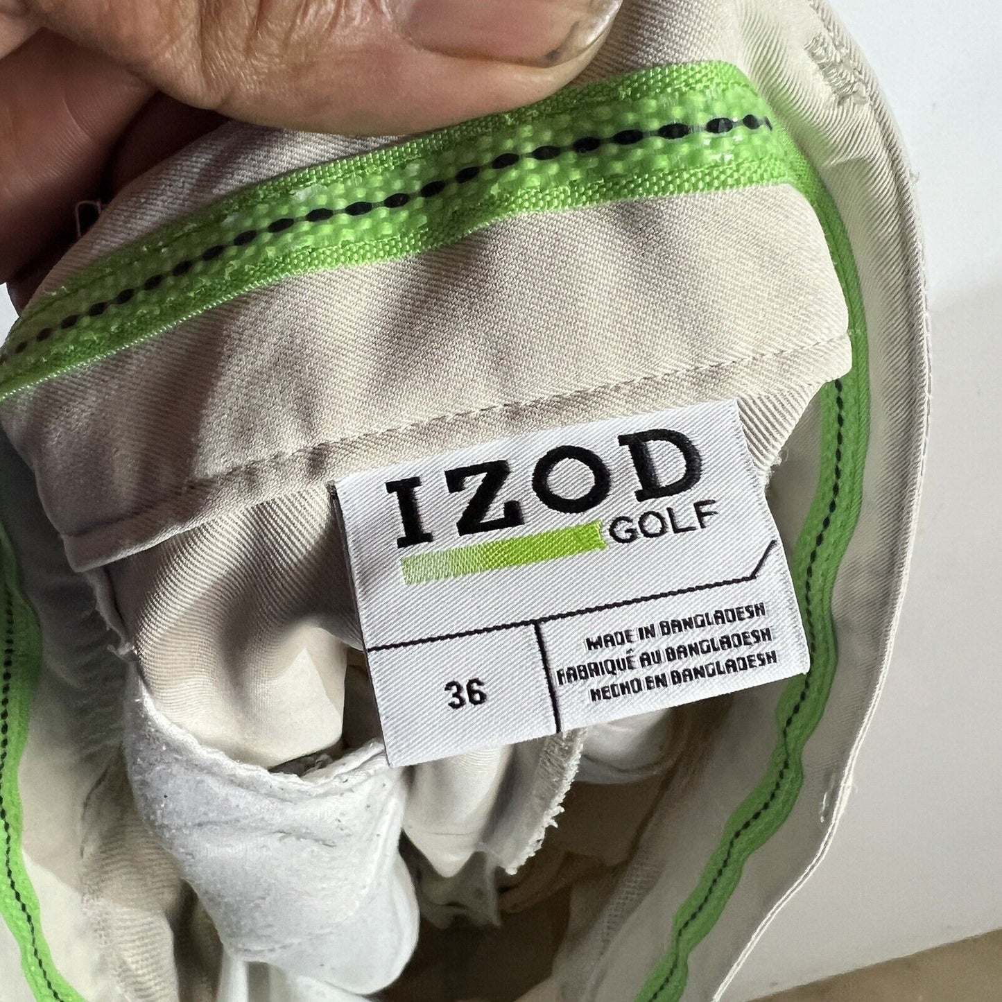 Izod Golf Shorts Men’s Size 36 Khaki (0548)