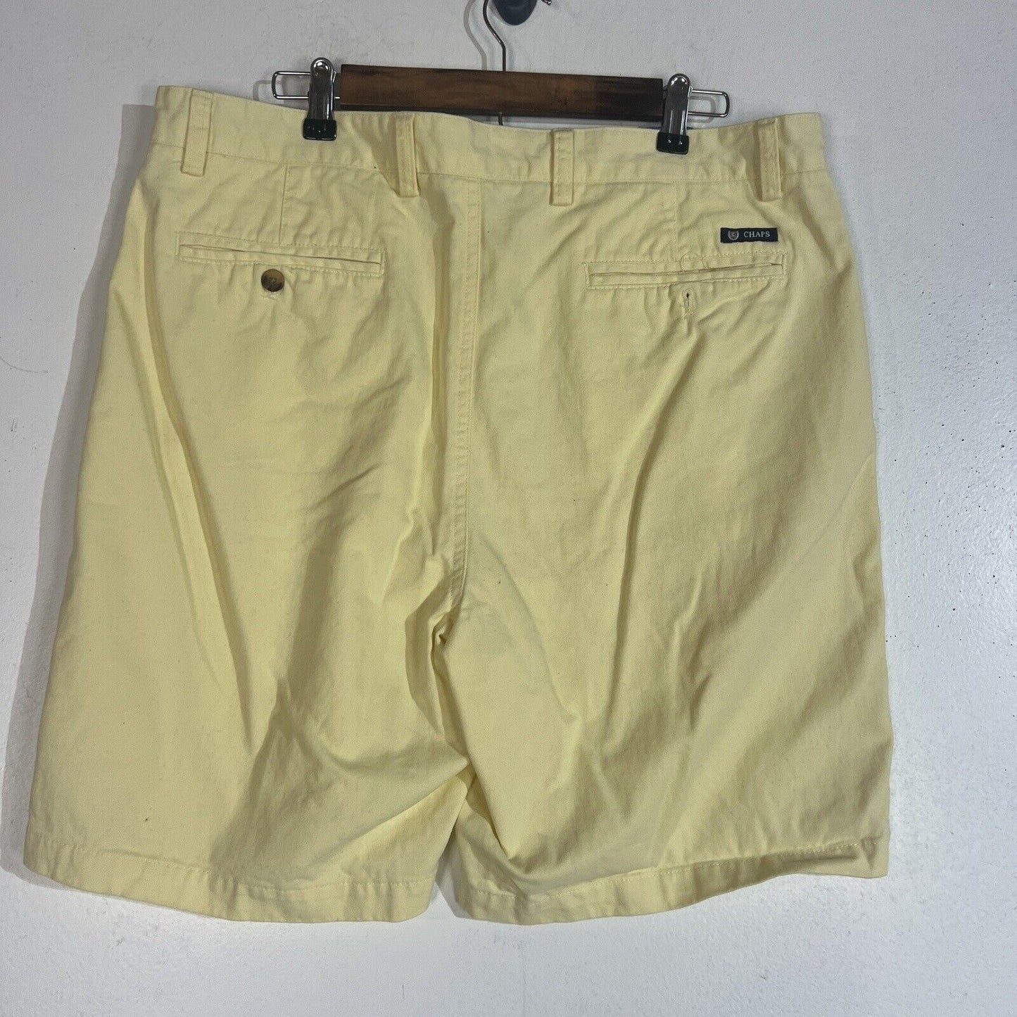 Chaps Chino Shorts Men’s Size 38 Color Yellow Casual