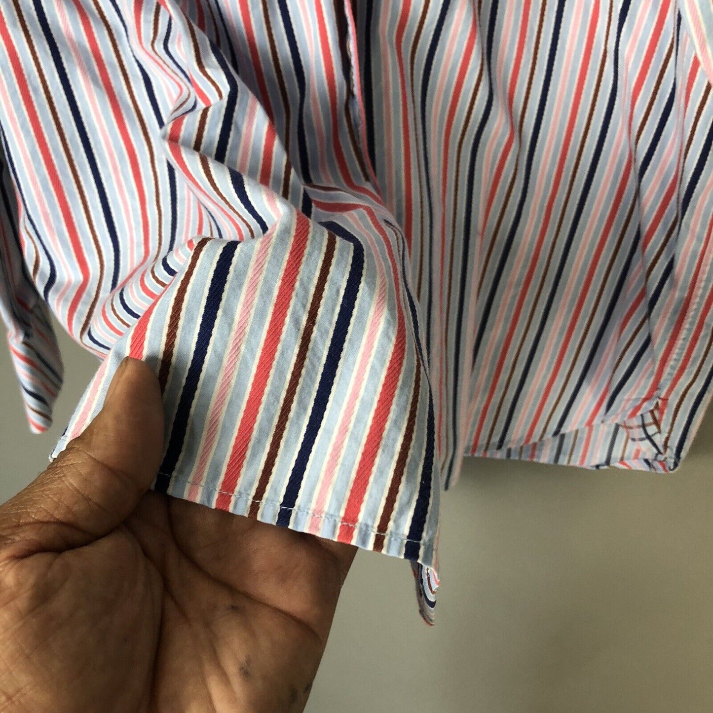 Tommy Hilfiger Men’s Button Up Shirt Size Medium Multicolor Long Sleeve Casual