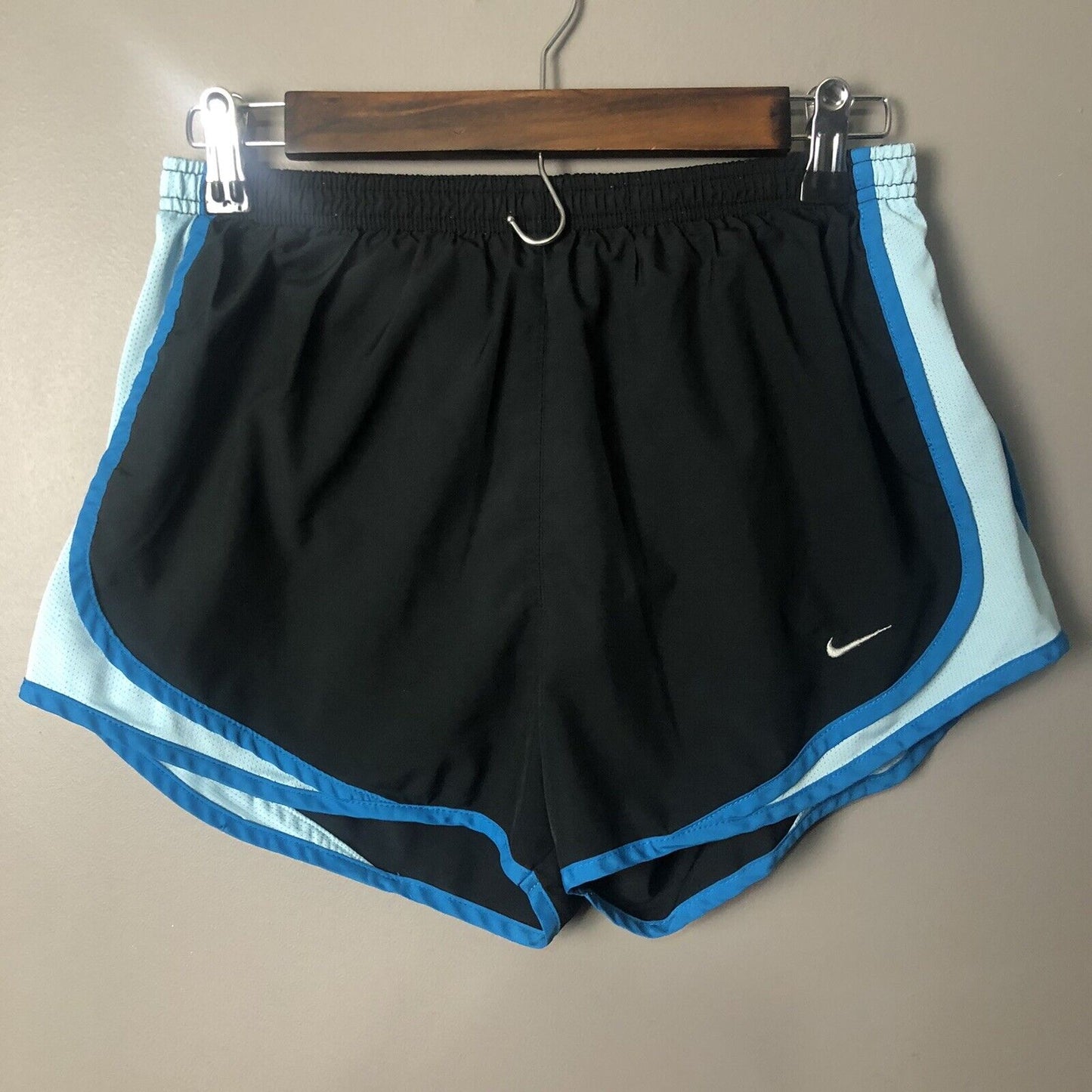 Nike Running Shorts Women’s Size Small Black And Blue (2411150)