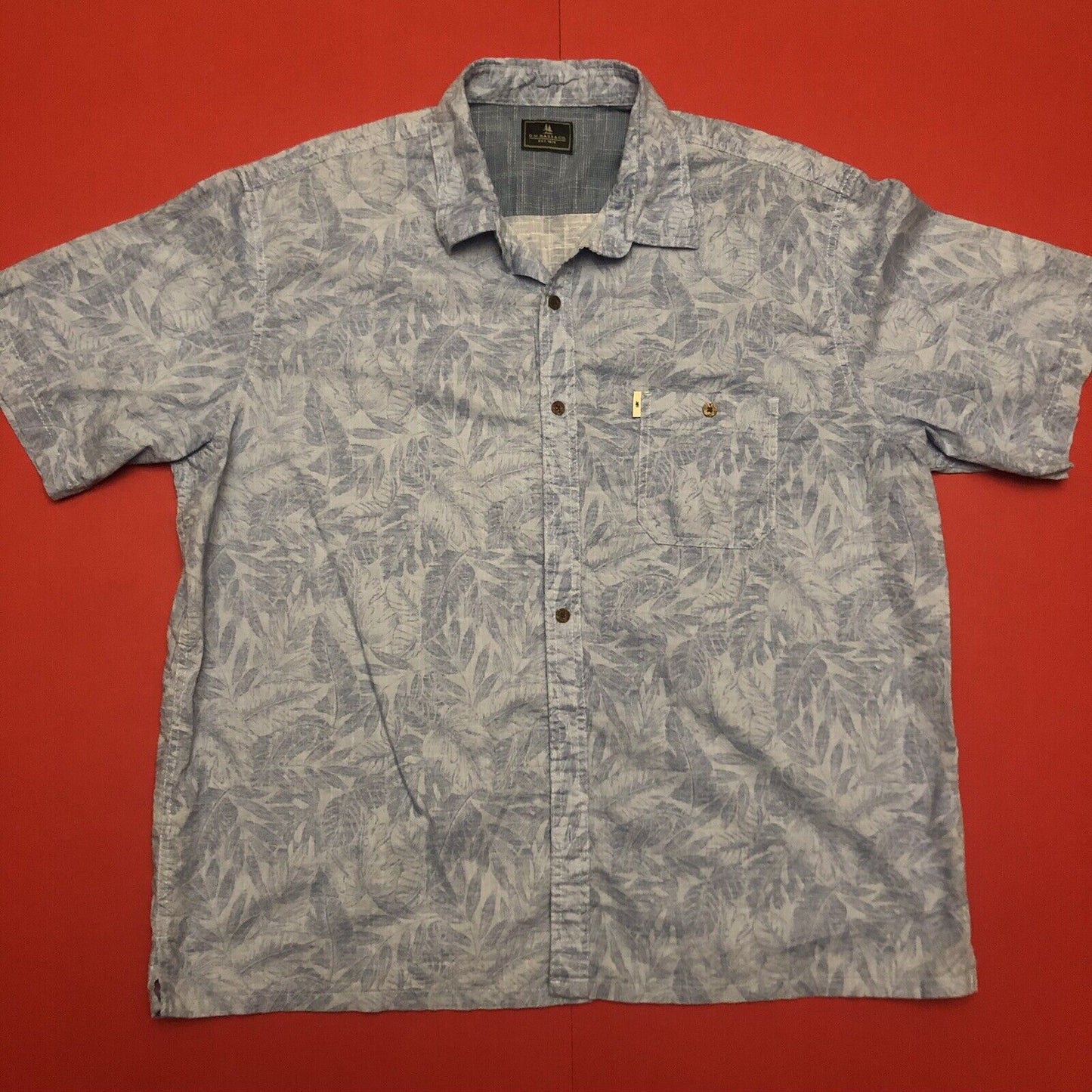 G. H. Bass & Co Men’s Large Blue Button Down Shirt