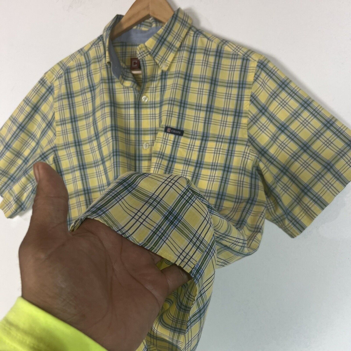 Chaps Men’s Short Sleeve Shirt Size M Multicolor (Pre-Owned) Button Up