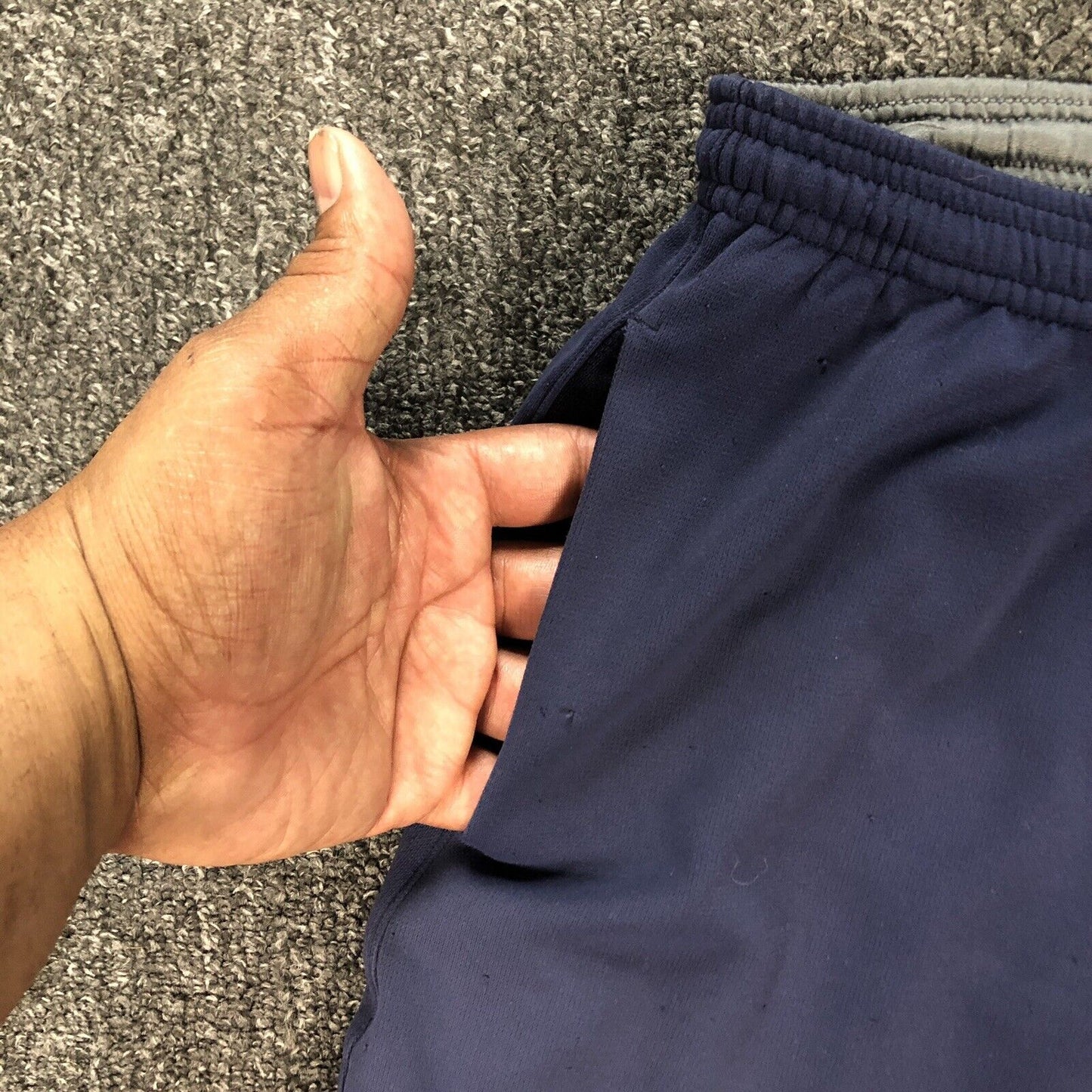 Vintage Under Armour Shorts Men’s Size XL Color Blue Athletic Drawstring