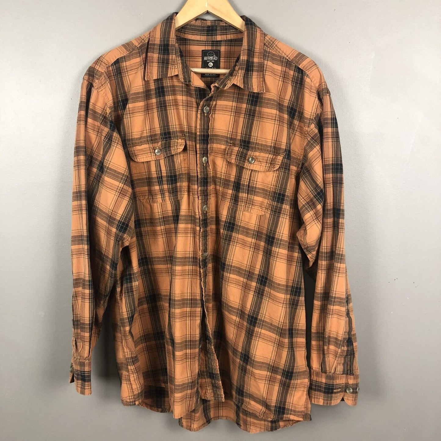 Red Head Button Up Shirt Men’s XL Long Sleeve Multicolor