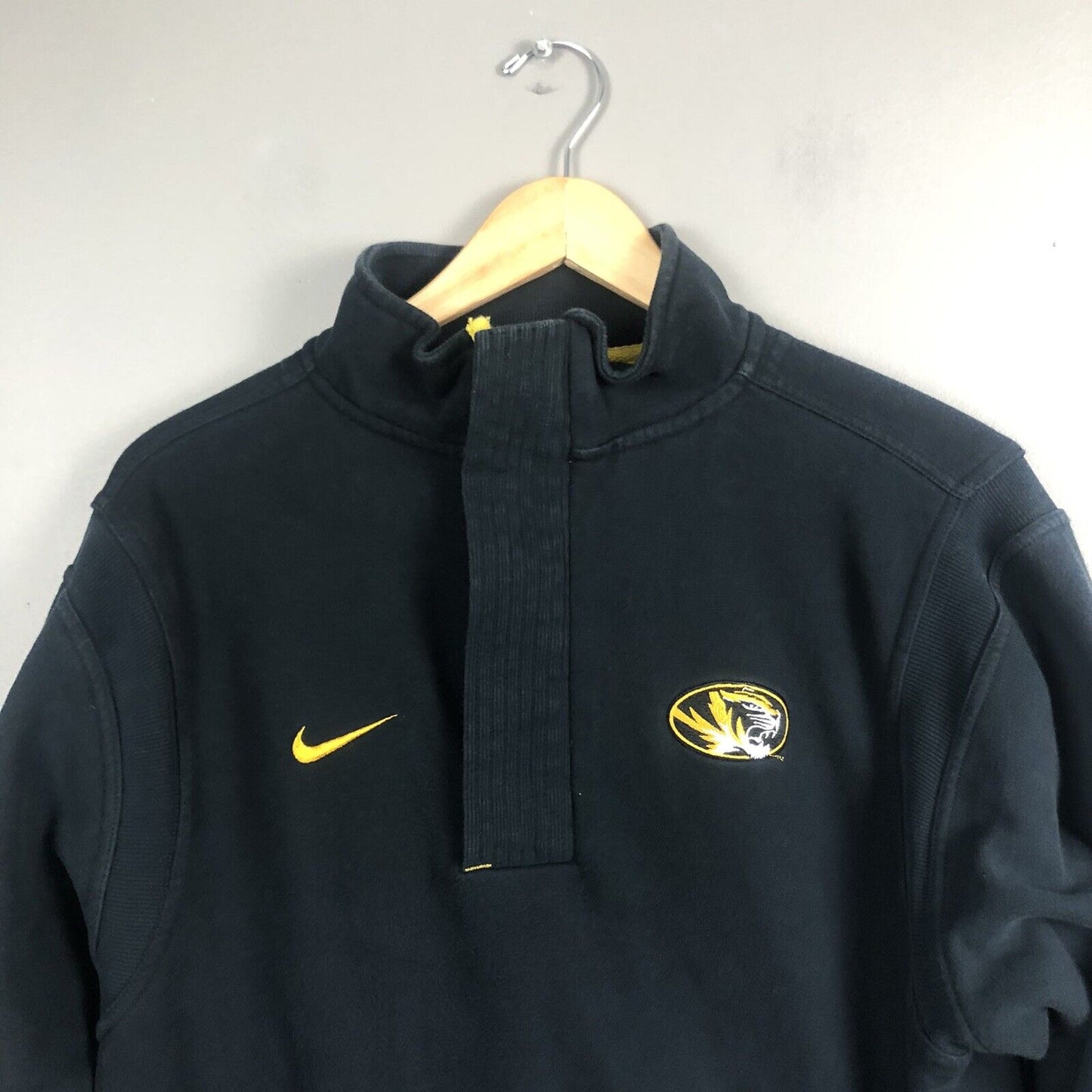 Vintage Mens Team Nike Mizzou Hoodie Size Small Black And Gold Long Sleeve