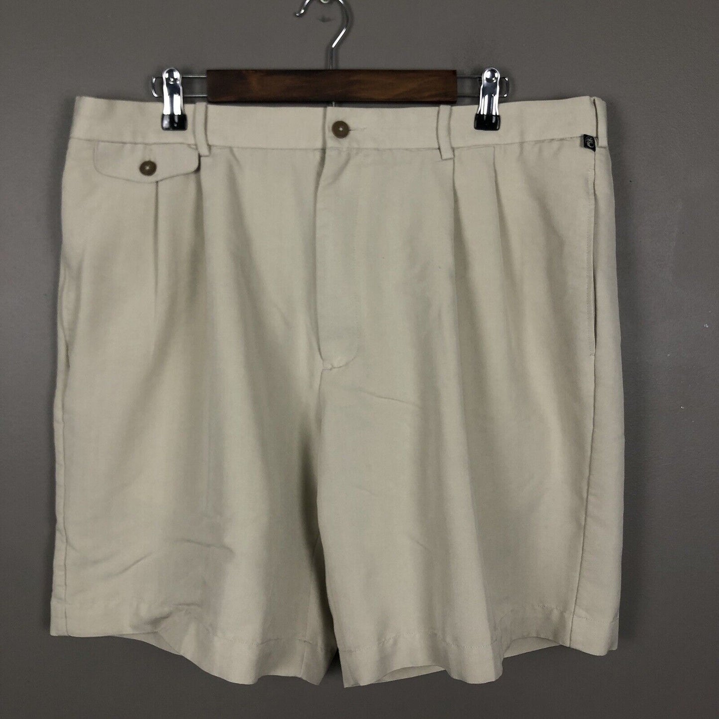 Ocean Pacific Men’s Golf Shorts Size 40w Beige Casual Chino
