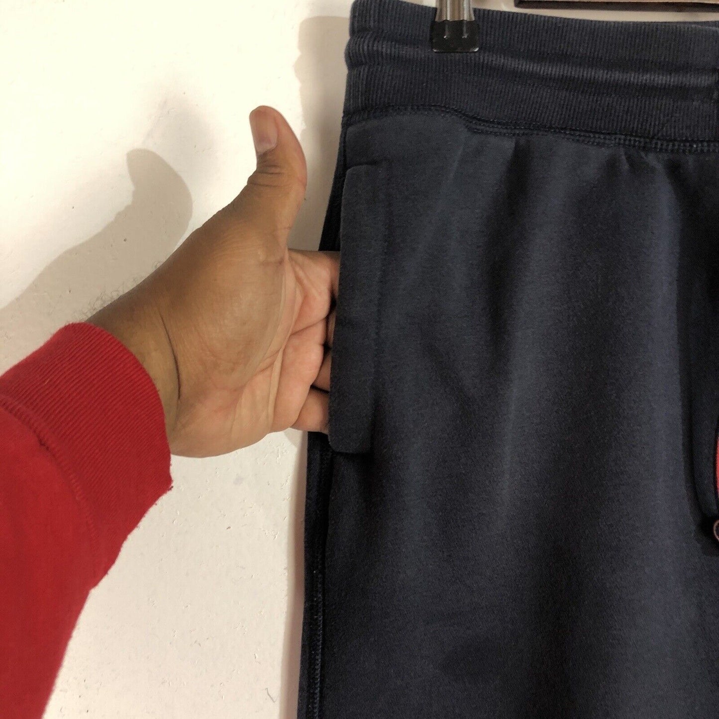 Tommy Hilfiger Sweatpants Men’s Size Medium Color Blue Heavyweight