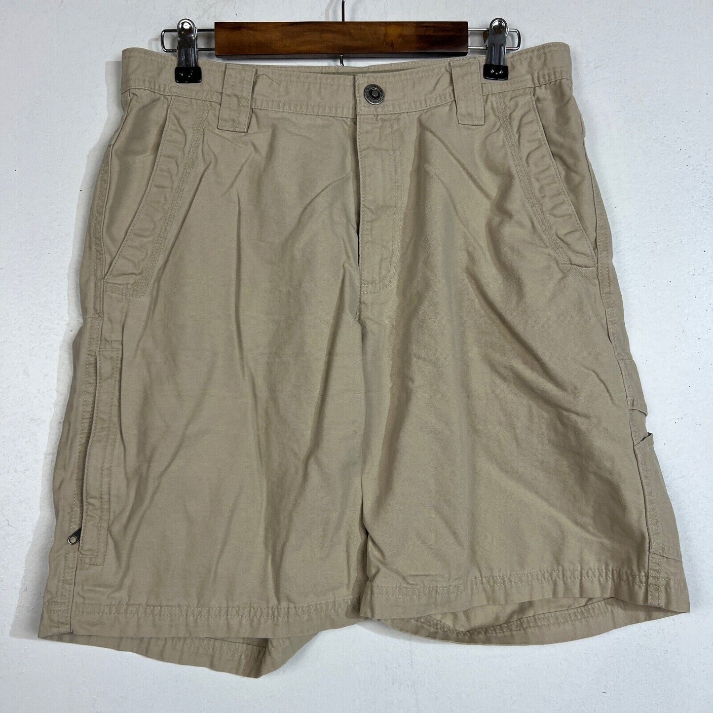 Columbia Chino Shorts Men's Size 32 Color Beige Casual
