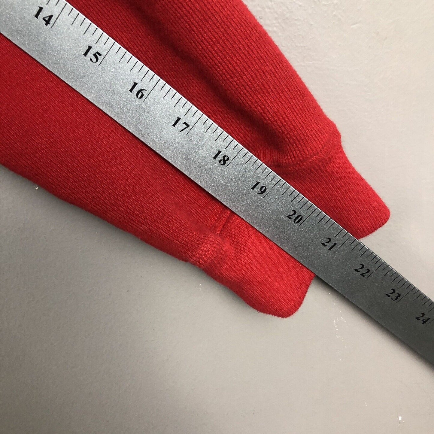 Chaps Men’s Pullover Sweater Men’s Size Large Red Long Sleeve Casual