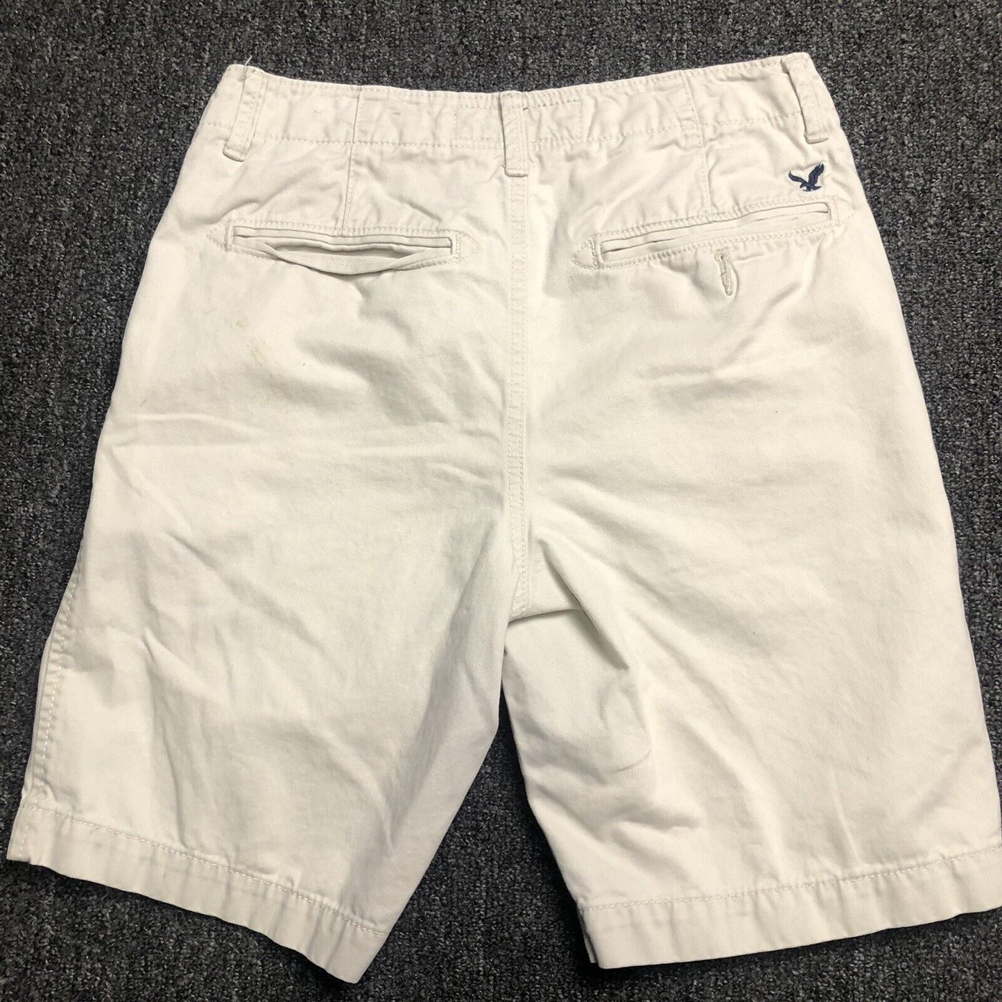 American Eagle Classic Shorts Mens Size 28 Color Khaki. 1302300