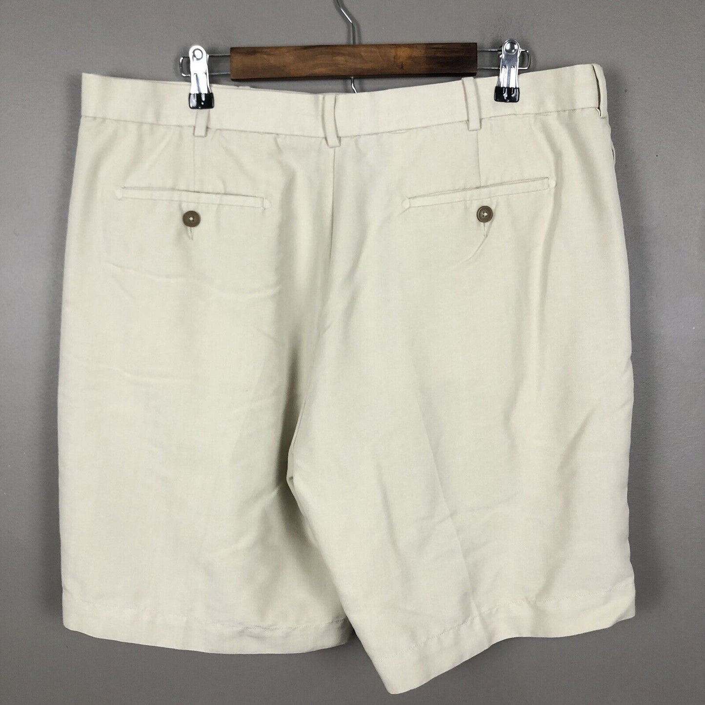 Ocean Pacific Men’s Golf Shorts Size 40w Beige Casual Chino