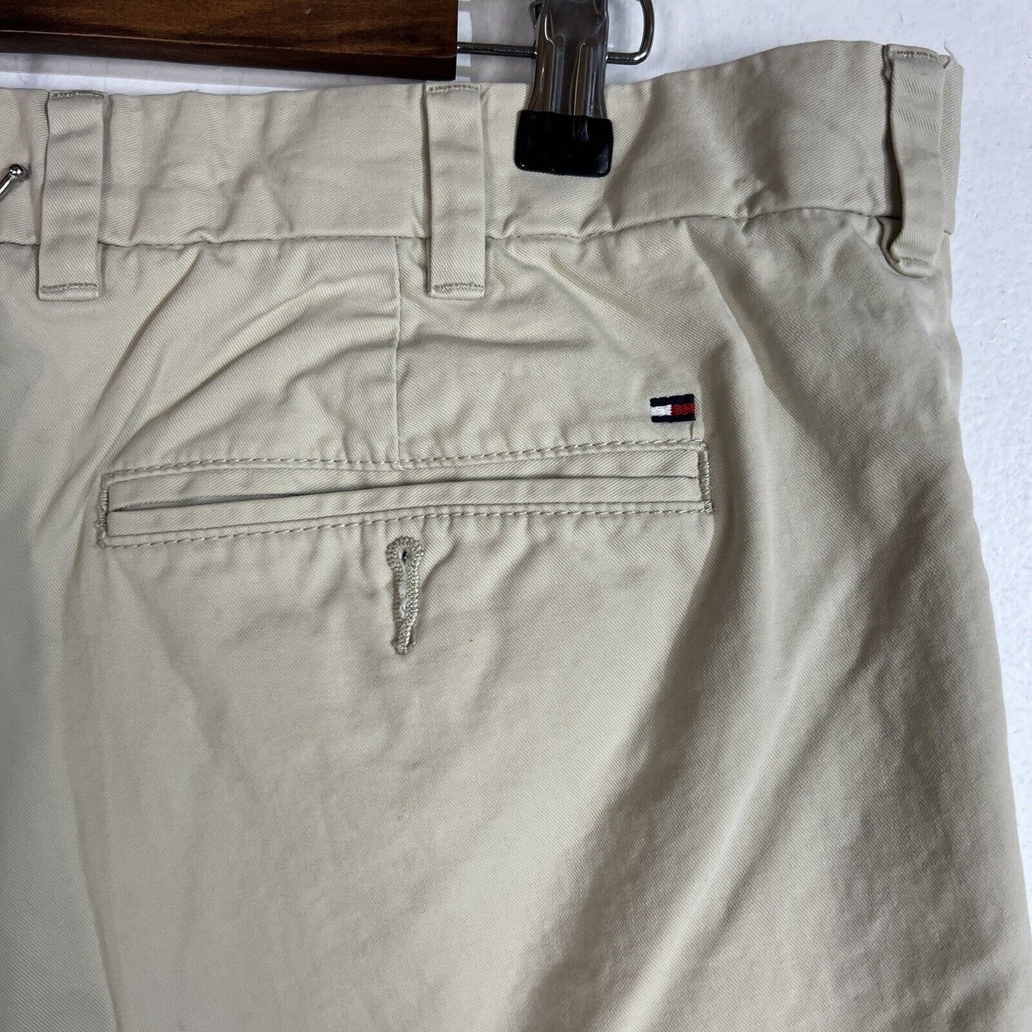 Tommy Hilfiger Chino Shorts Men’s Size 38 Color Beige Flat Front