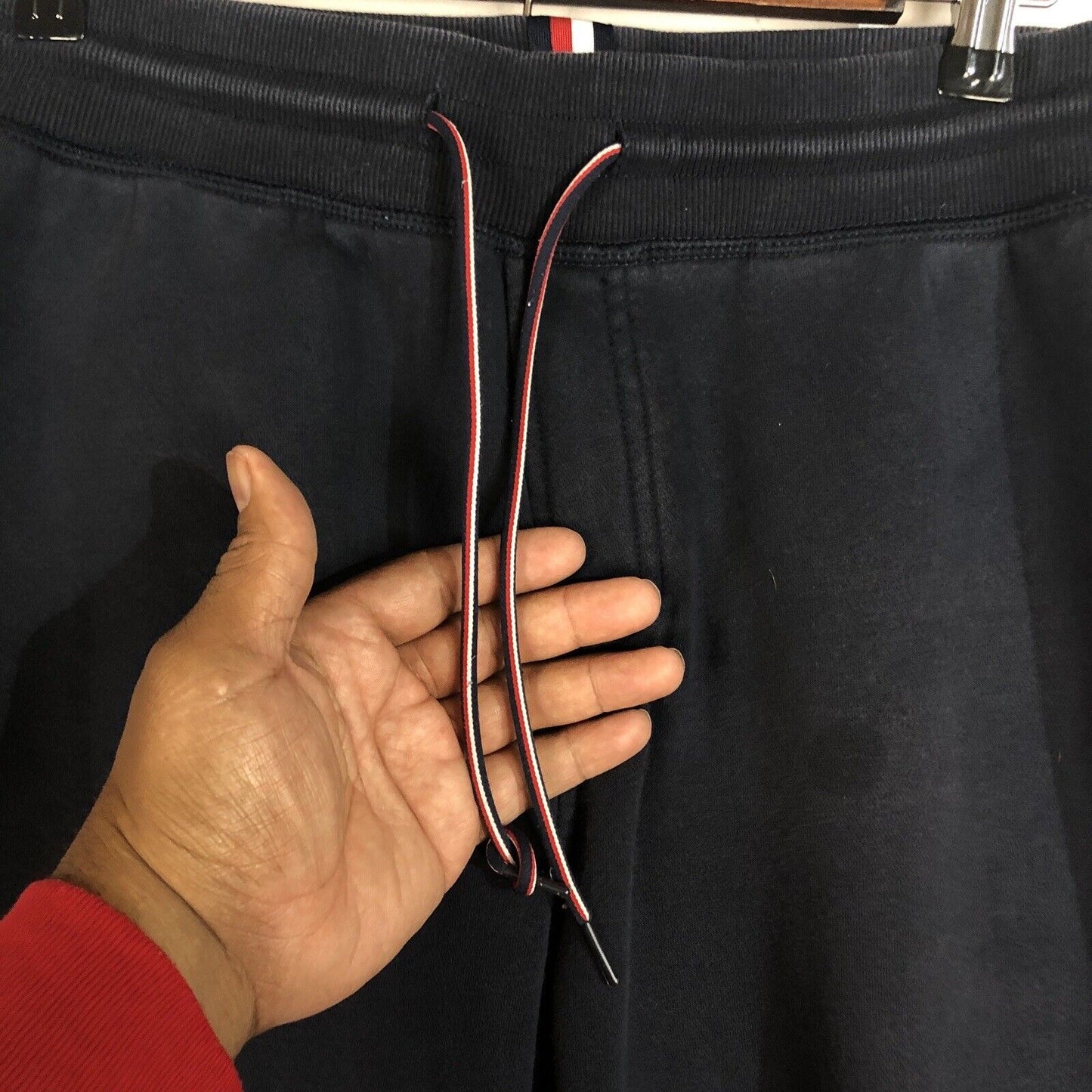 Tommy Hilfiger Sweatpants Men’s Size Medium Color Blue Heavyweight