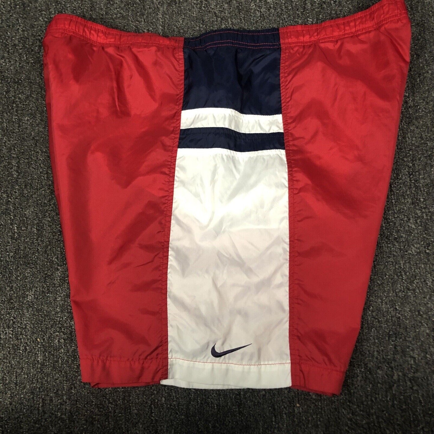 Vintage Nike Swim Trunks Men’s Size Large Color Multicolor