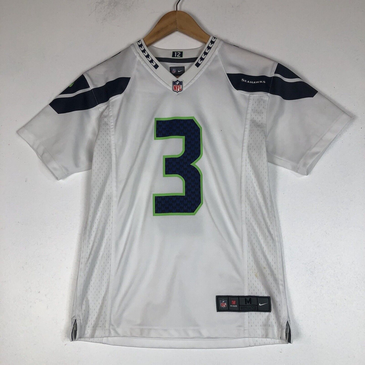 Nike NFL Seahawks Jersey Unisex Youth M White Short Sleeve Lightweight Pre-Owned