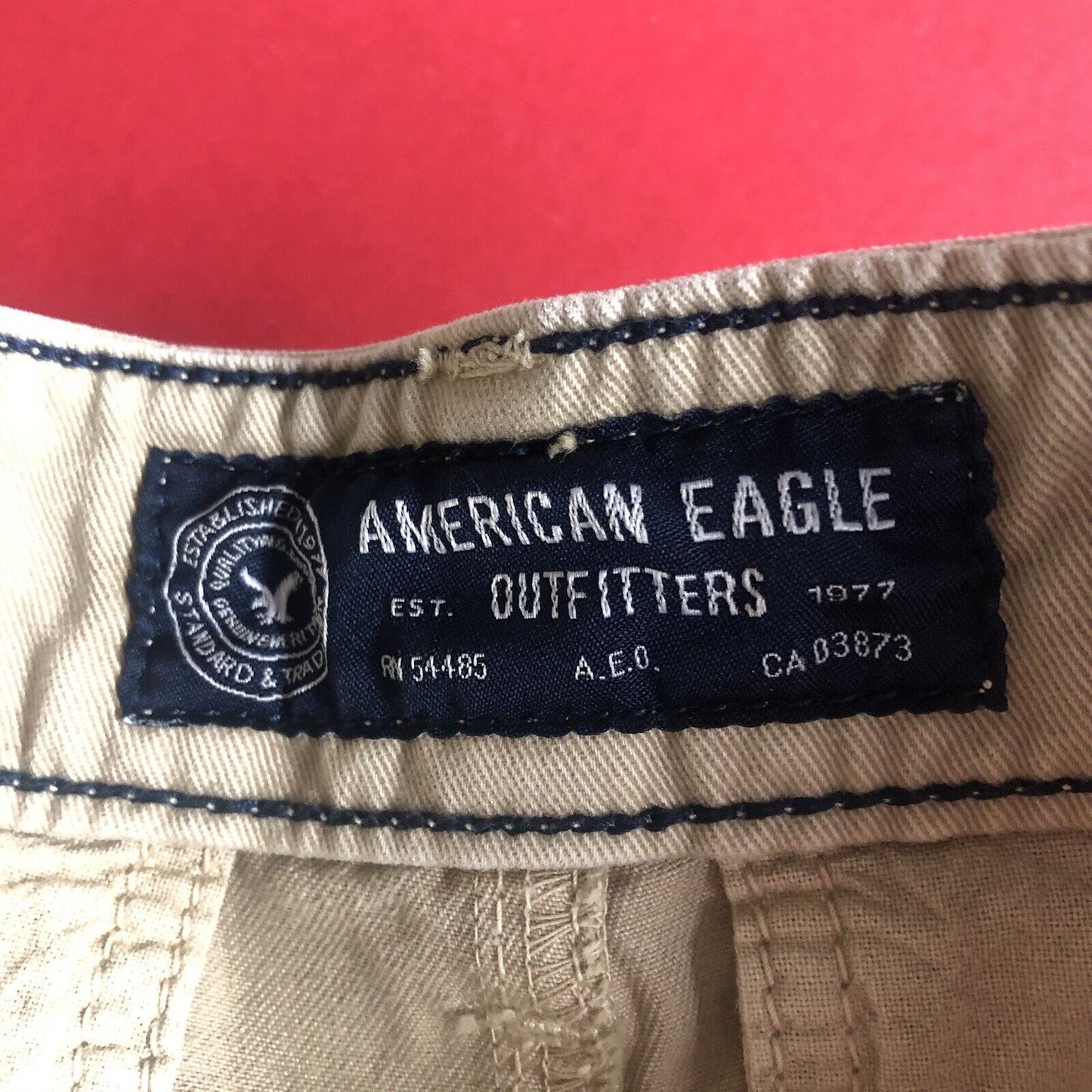 American Eagle Longer Length Shorts Mens Size 28 Color Khaki. 0017