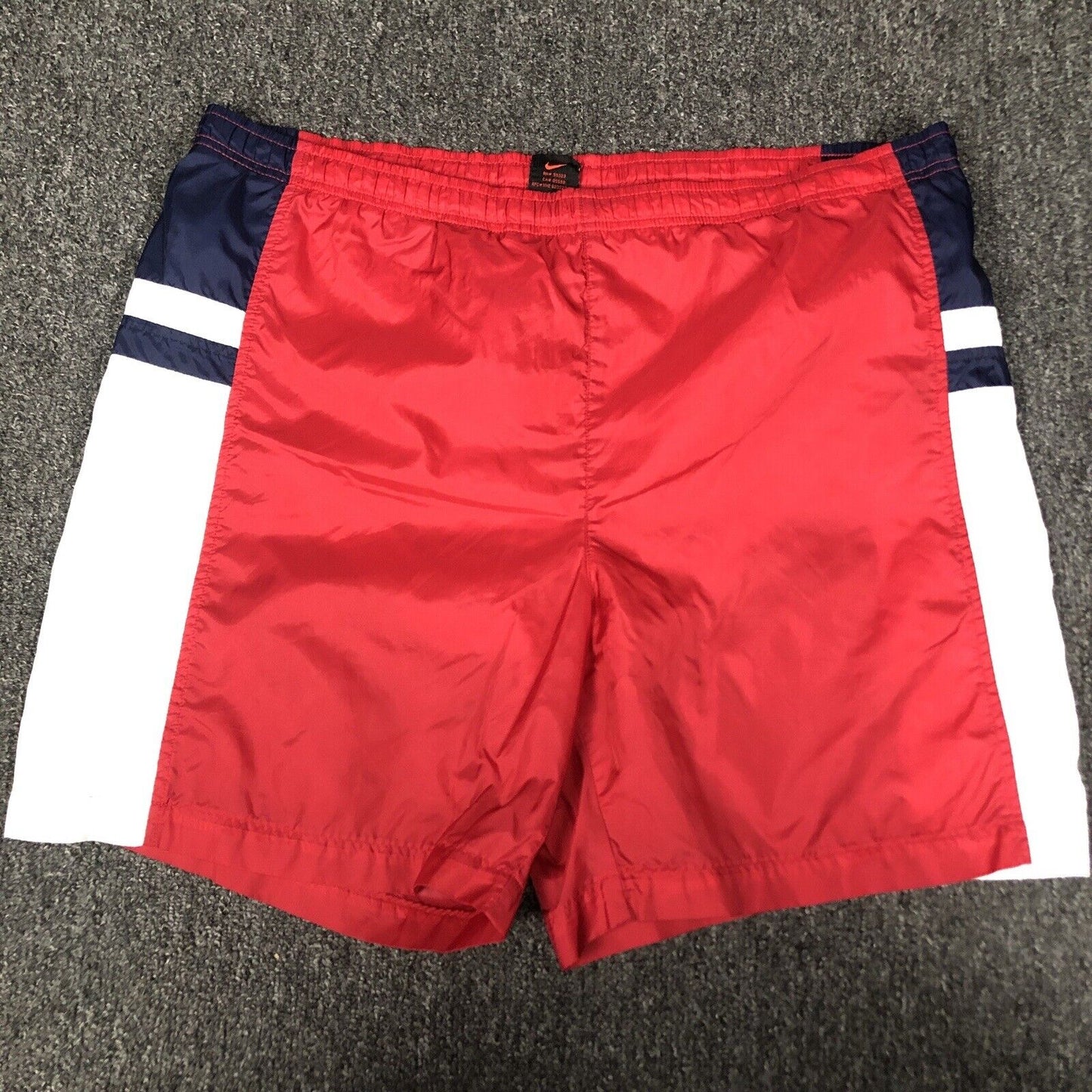 Vintage Nike Swim Trunks Men’s Size Large Color Multicolor