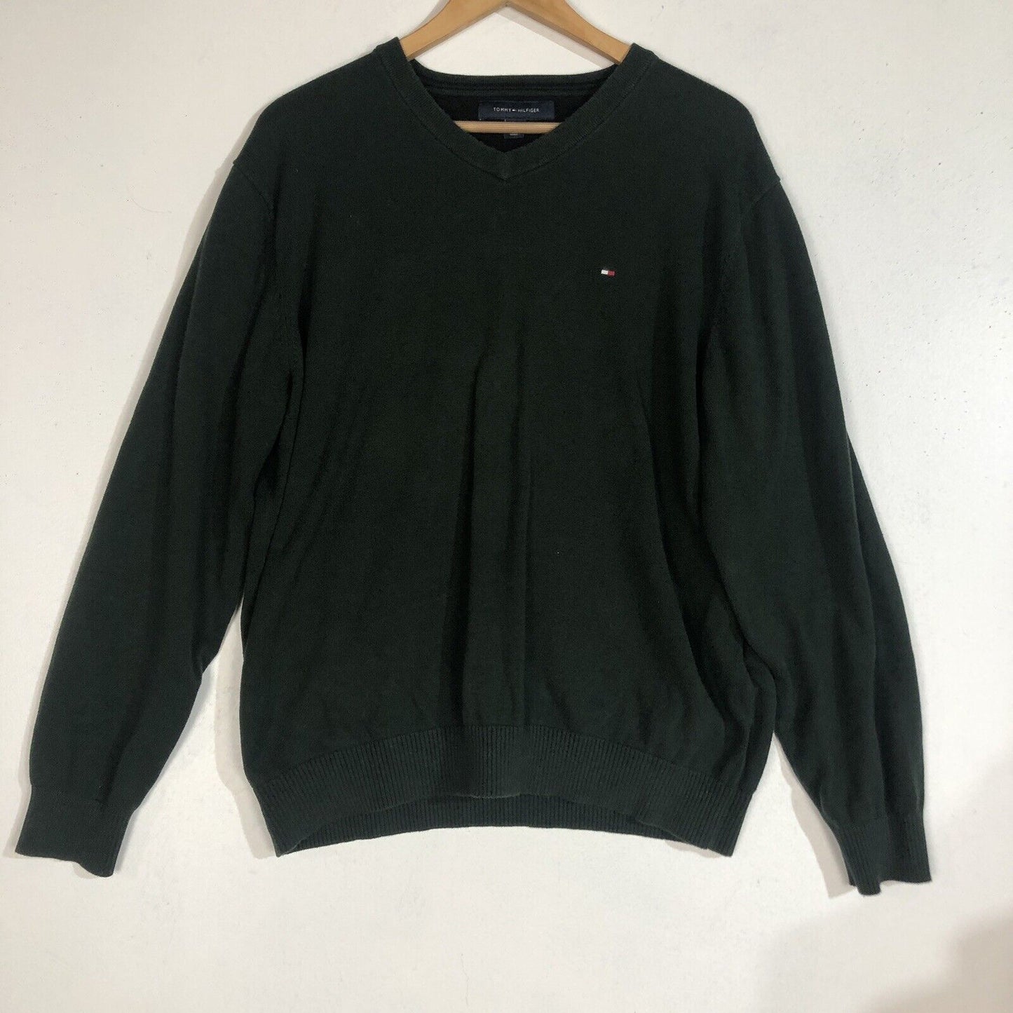 Tommy Hilfiger Sweater Men’s Large Color Green Long Sleeve