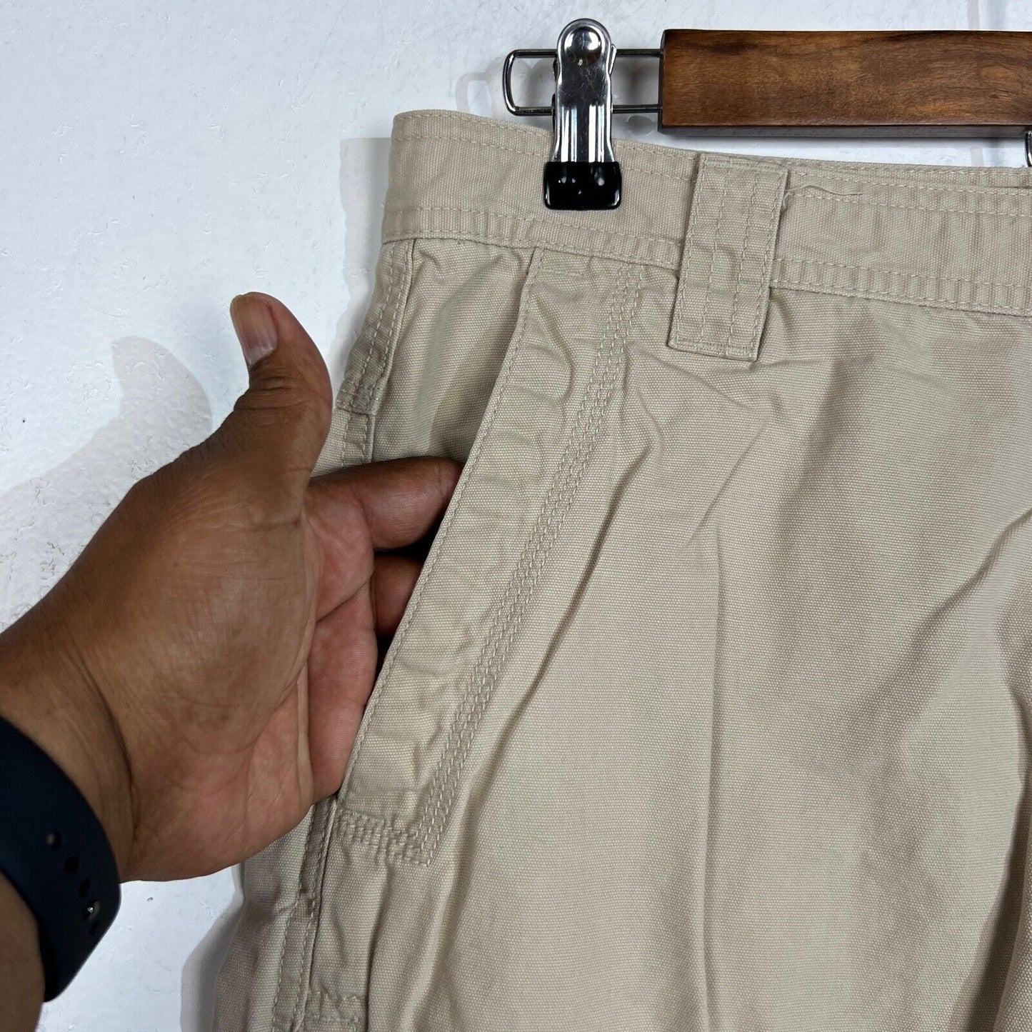Columbia Chino Shorts Men's Size 32 Color Beige Casual