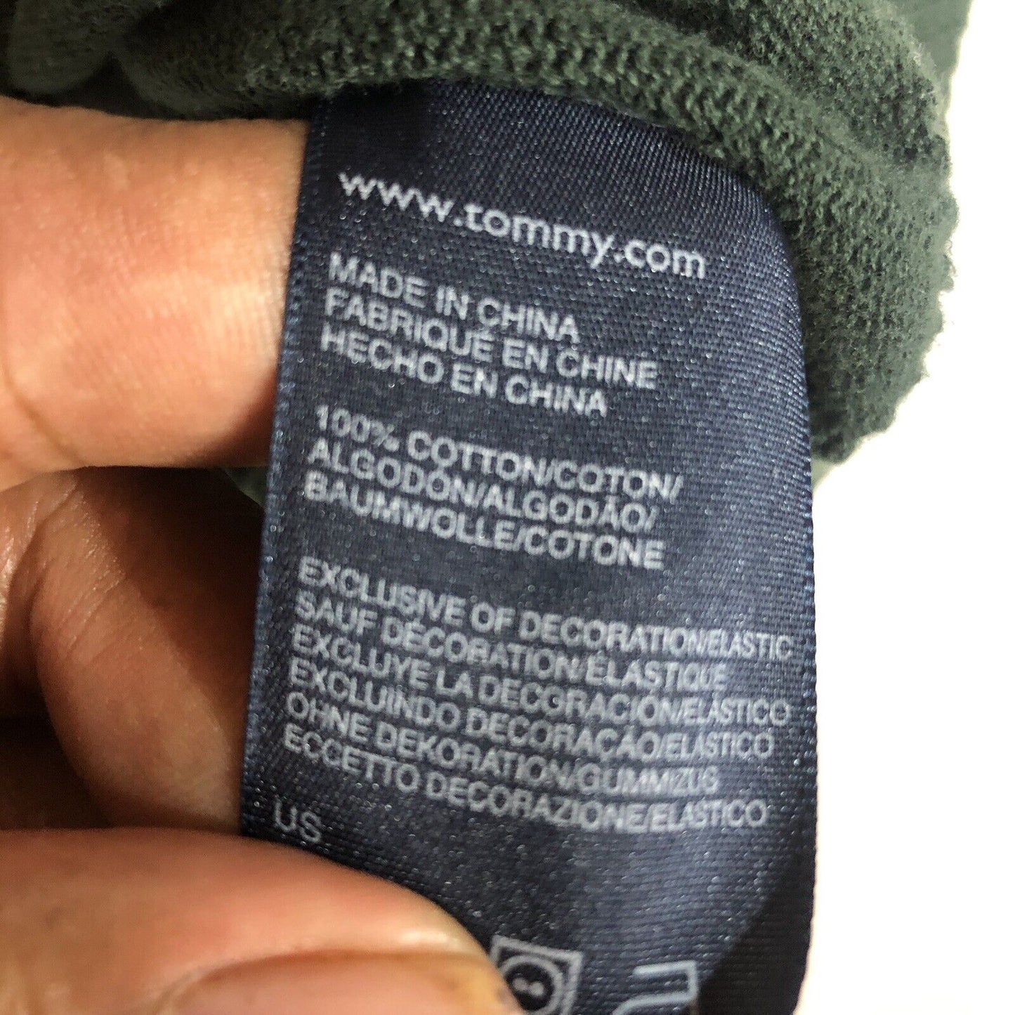 Tommy Hilfiger Sweater Men’s Large Color Green Long Sleeve