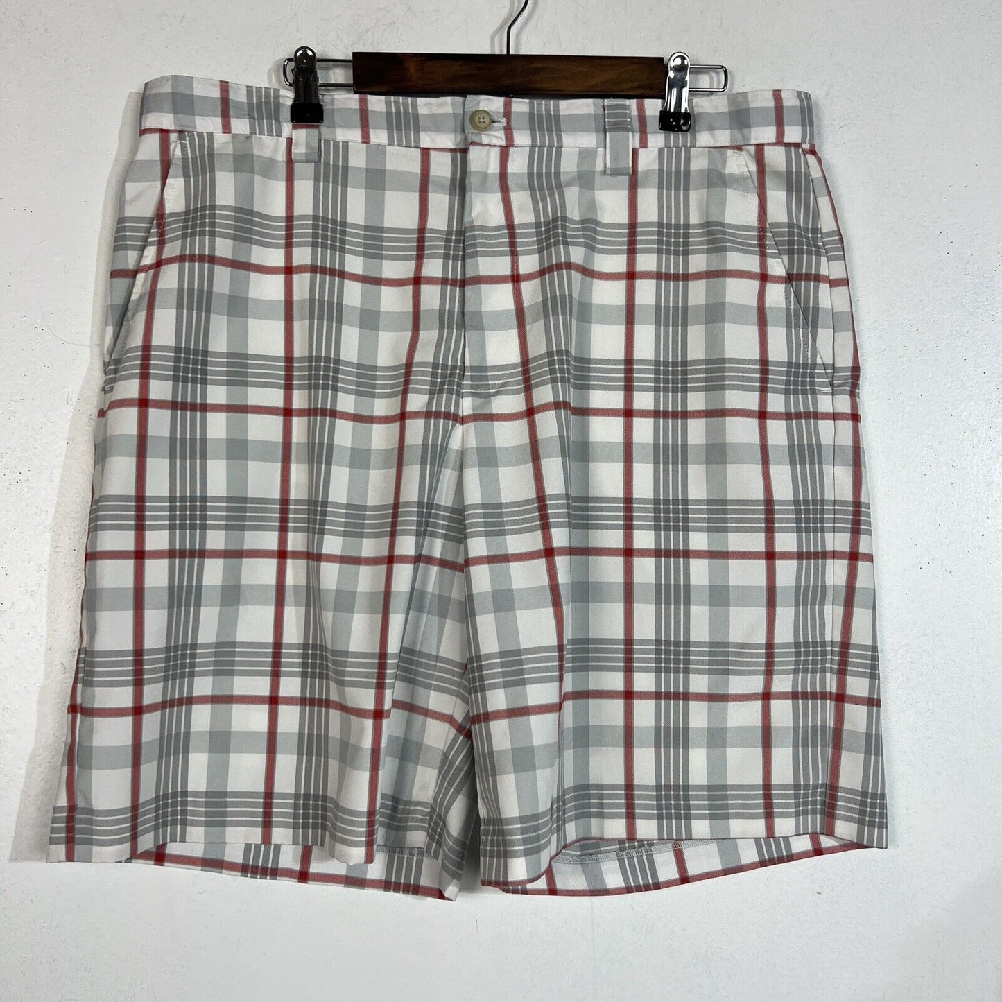 Izod Performx Golf Shorts Men's Size 38 Multicolor Plaid Chino