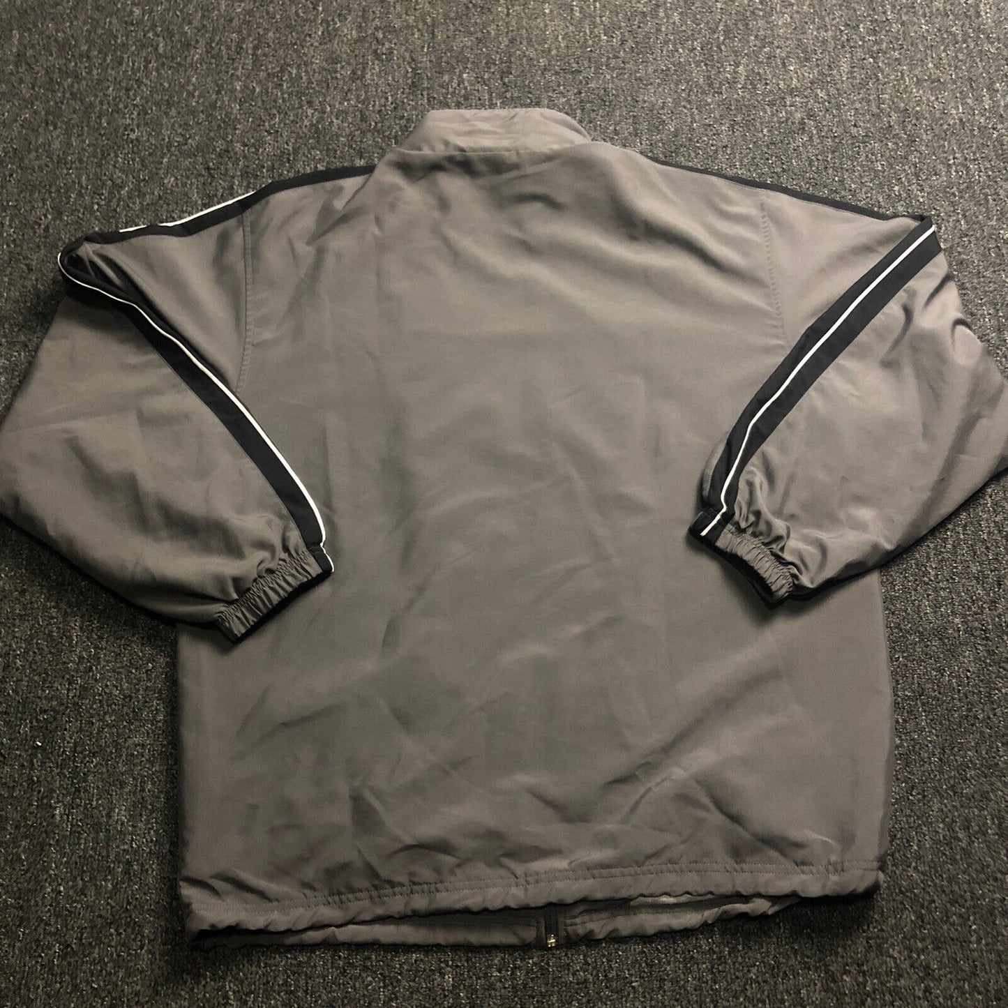 Vintage Reebok Zip Up Winebreaker Men’s L Gray And Black (2106100)