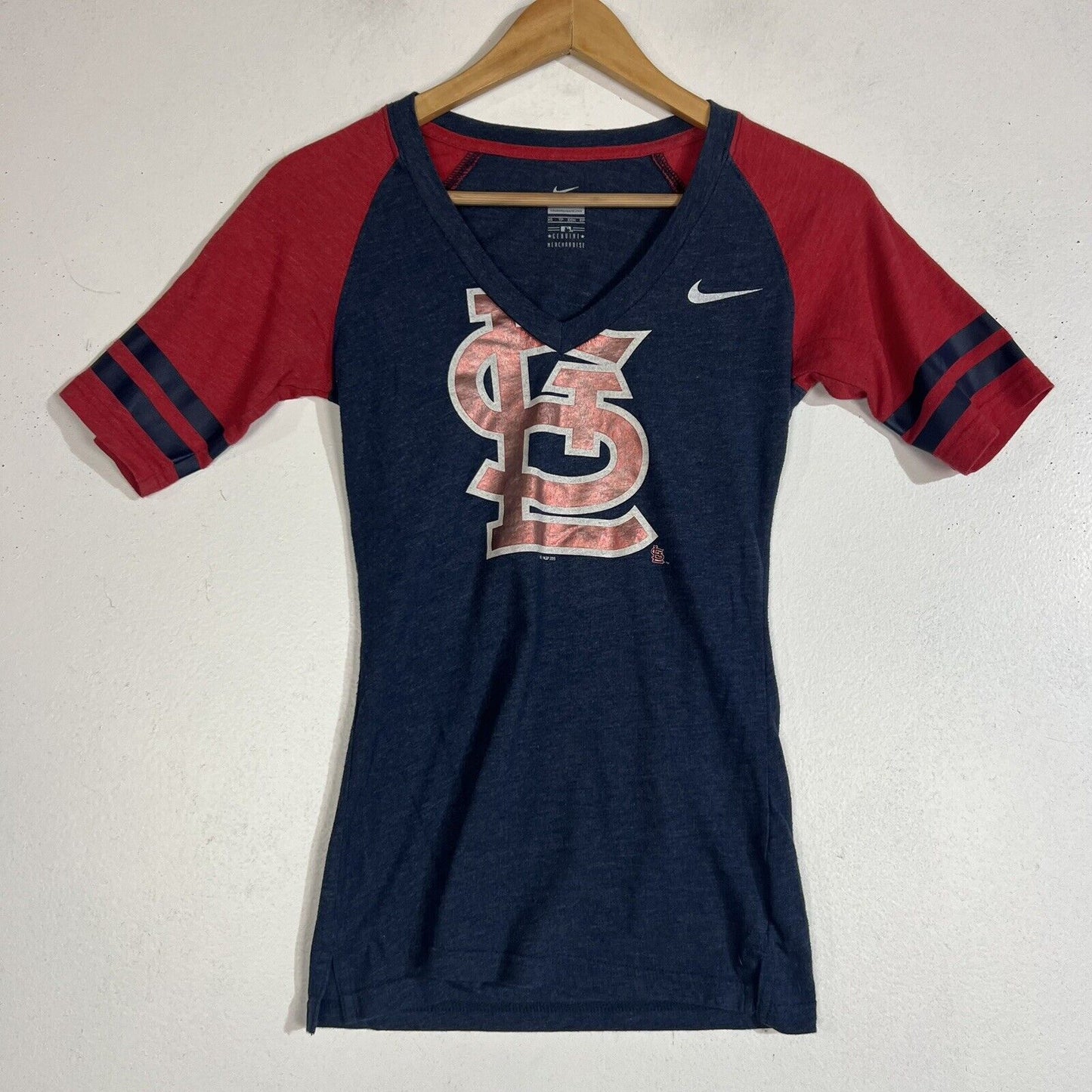 Nike St Louis Cardinals Shirt Women’s Size XS Multicolor Short Sleeve V Neck