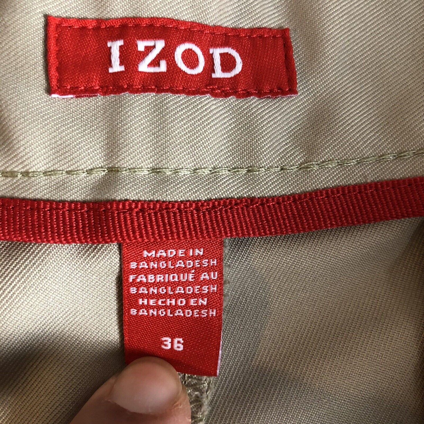 Izod Mens Golf Shorts Size 36 Color Beige Chinos. 1322300