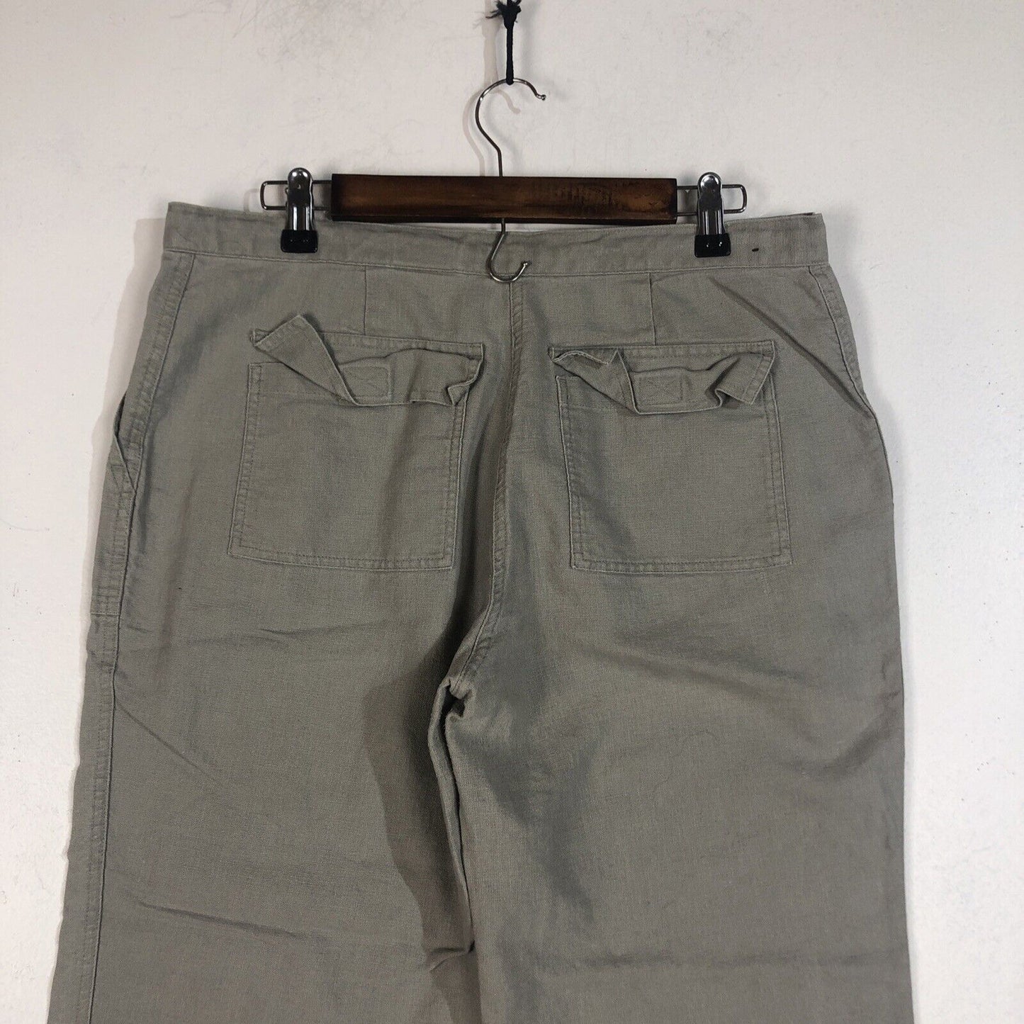 Eddie Bauer Linen Capri Pants Women’s Size 10 Color Beige