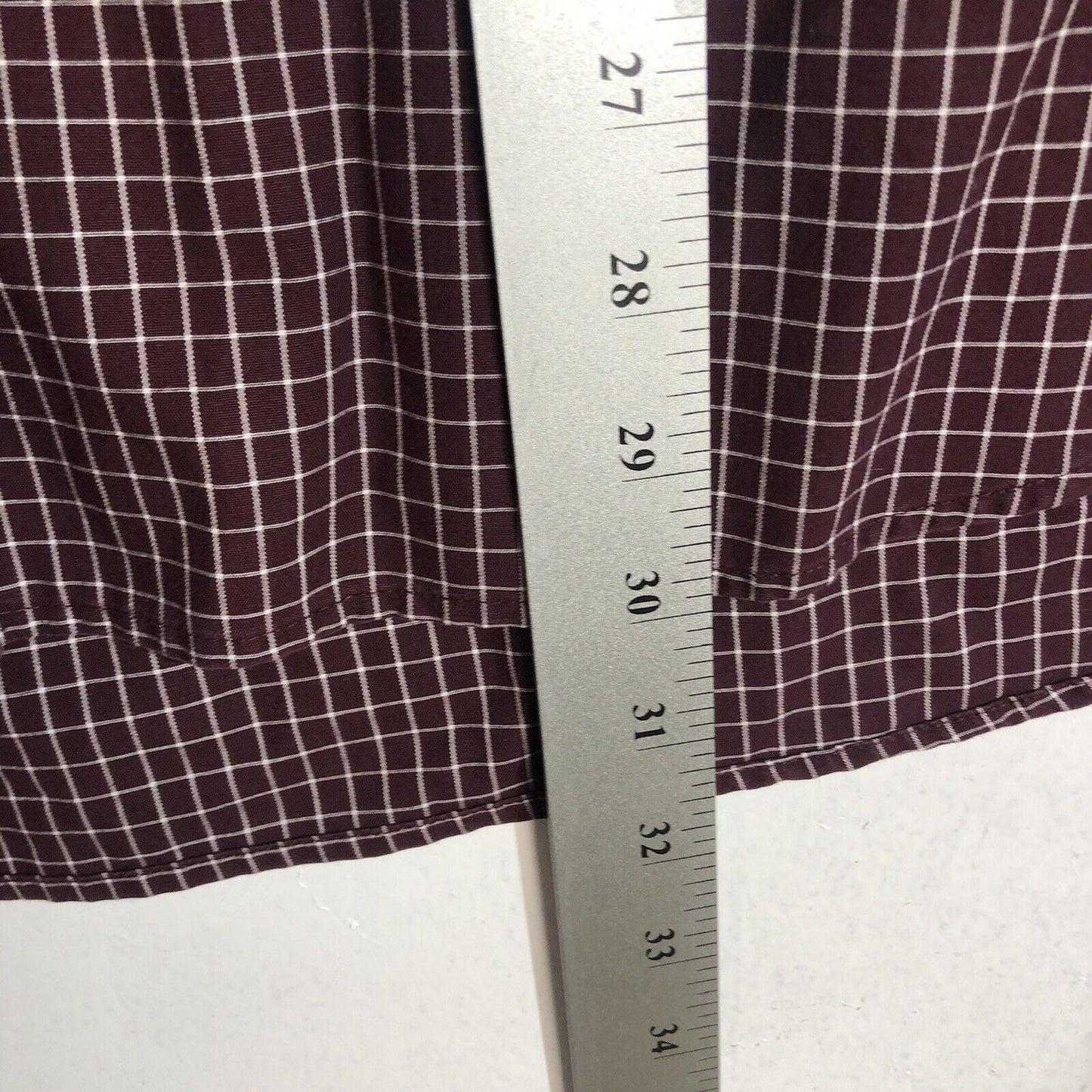 L.L. Bean Shirt Men’s Size Large Maroon & White Long Sleeve Button Down (Plaid)